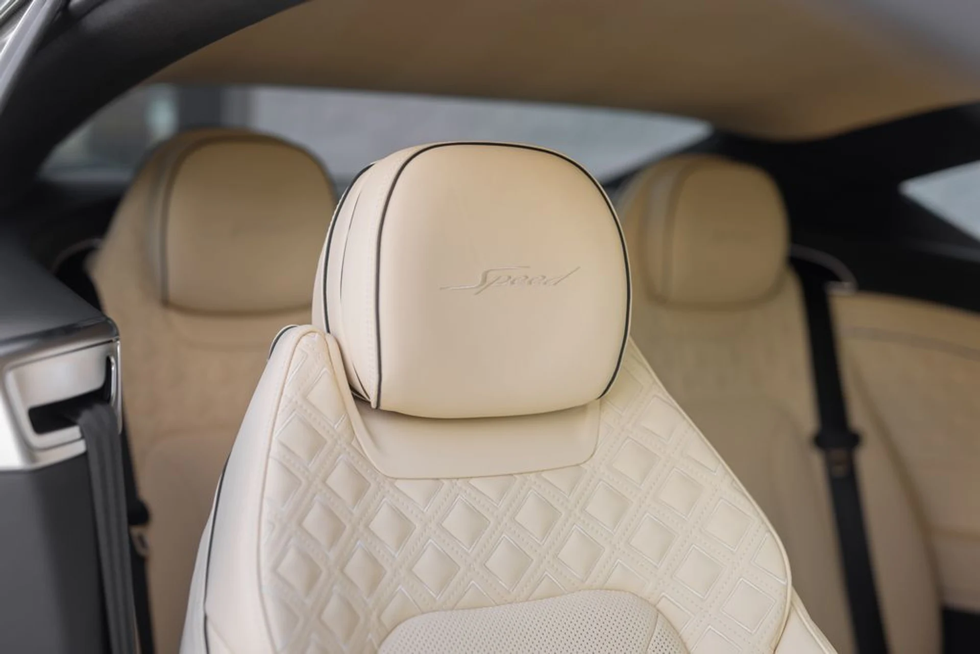 mph042_4282721059_8cb7cd159921bed41a000b6b968b5bc1x_bc8fc26f7f