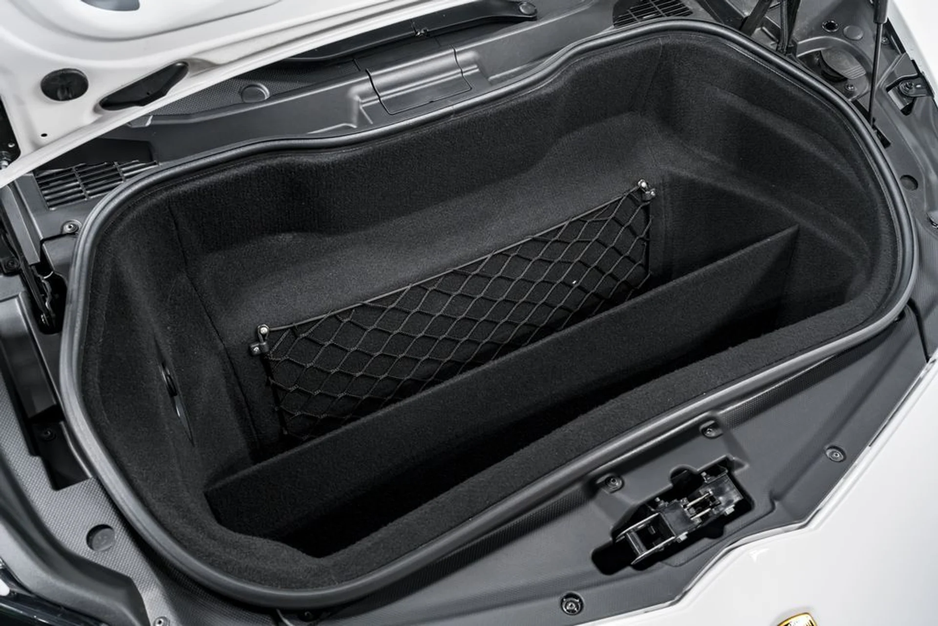 mph042_431772171_9b2b84ef2068b62f17a3b74eab79055dx_3a2c0ed888