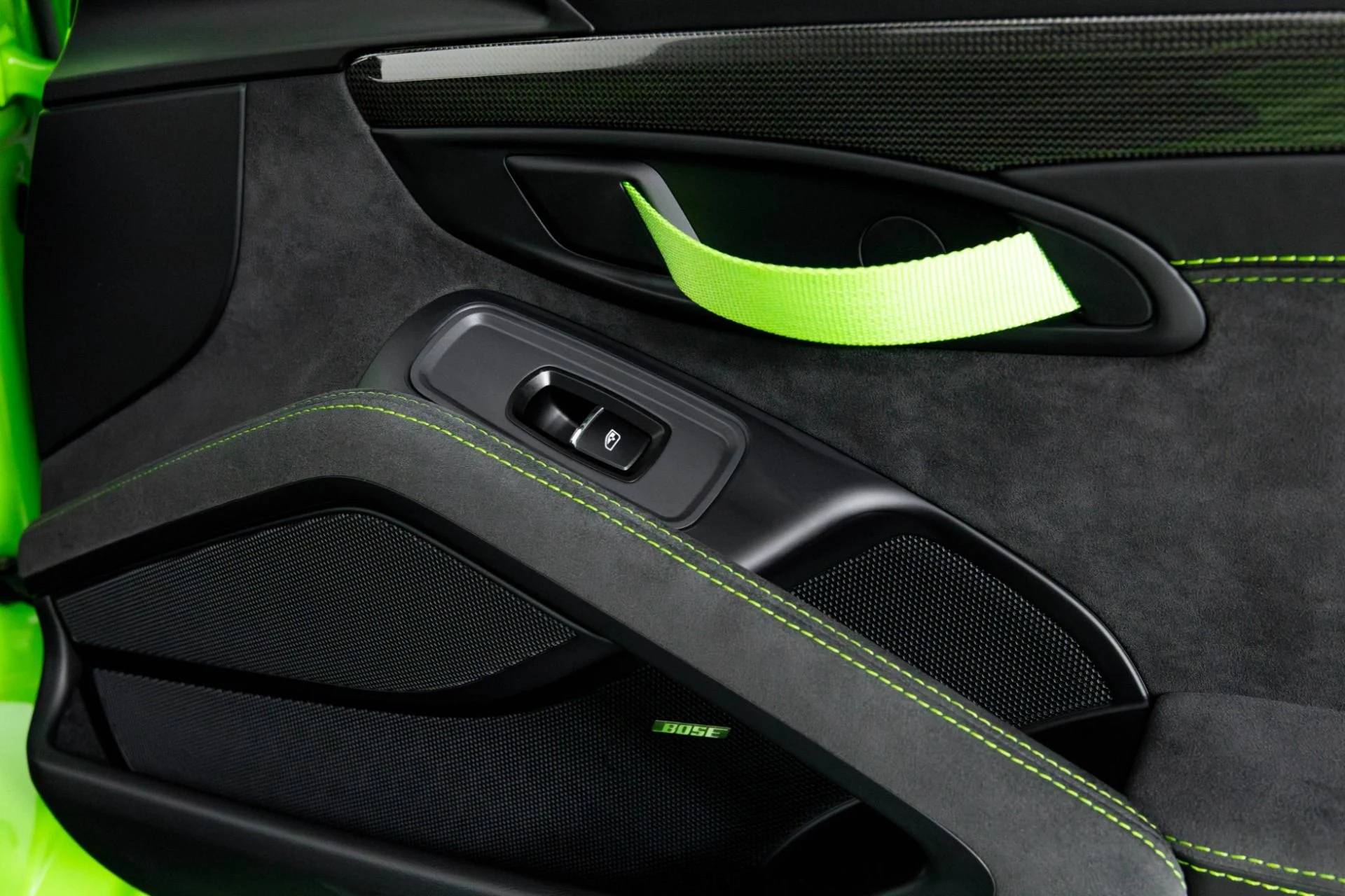 mph042_434600321_Used_2019_Porsche_911_GT_3_RS_1763595292_b168d17a17