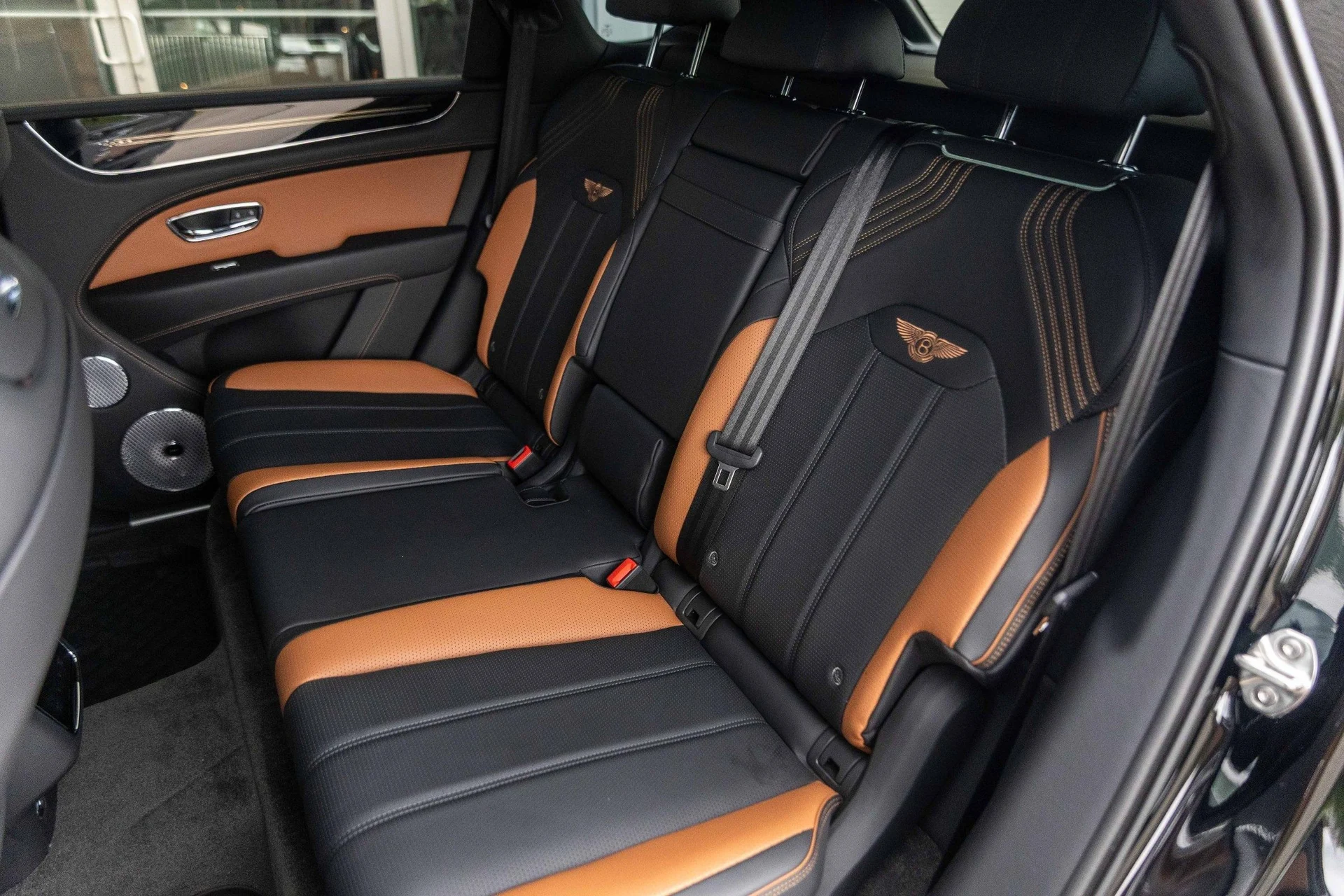 mph042_437509492_Hi_Tech_Luxury_Imports_LLC_SJAAT_2_ZV_3_RC_025297_image_42_405236a315
