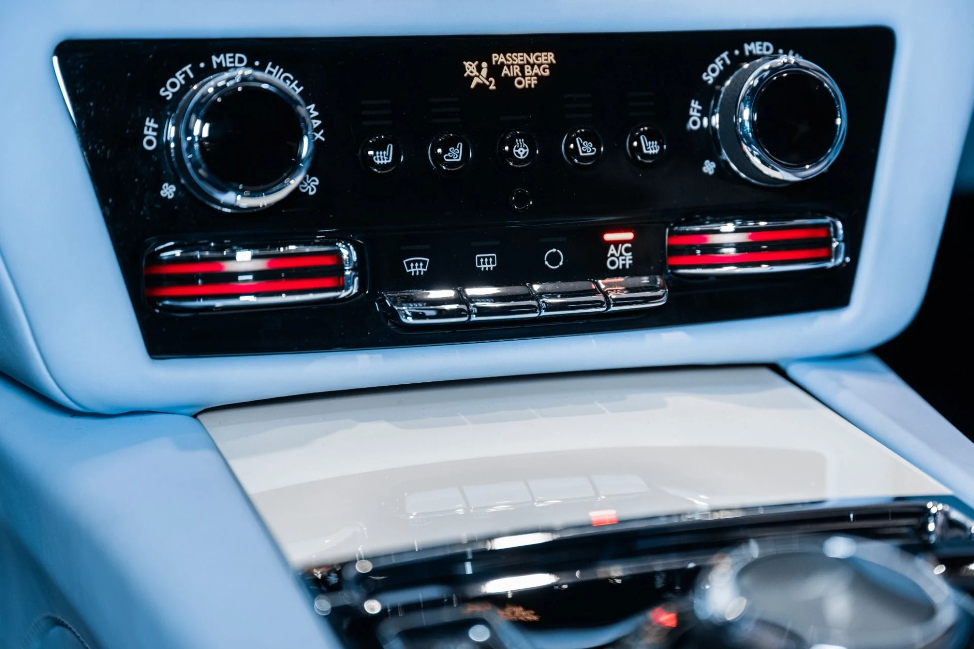 mph042_447853281_Used_2023_Rolls_Royce_Ghost_1773457420_dedc74d494