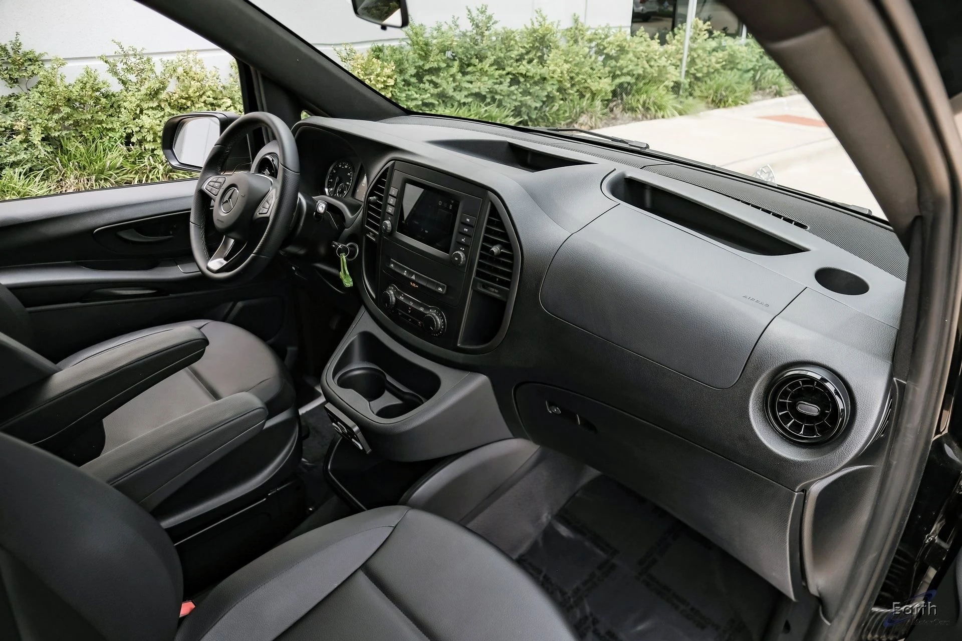 mph042_459317293_5540523cb829ef0482422540fc84aac6x_046a03e2e6