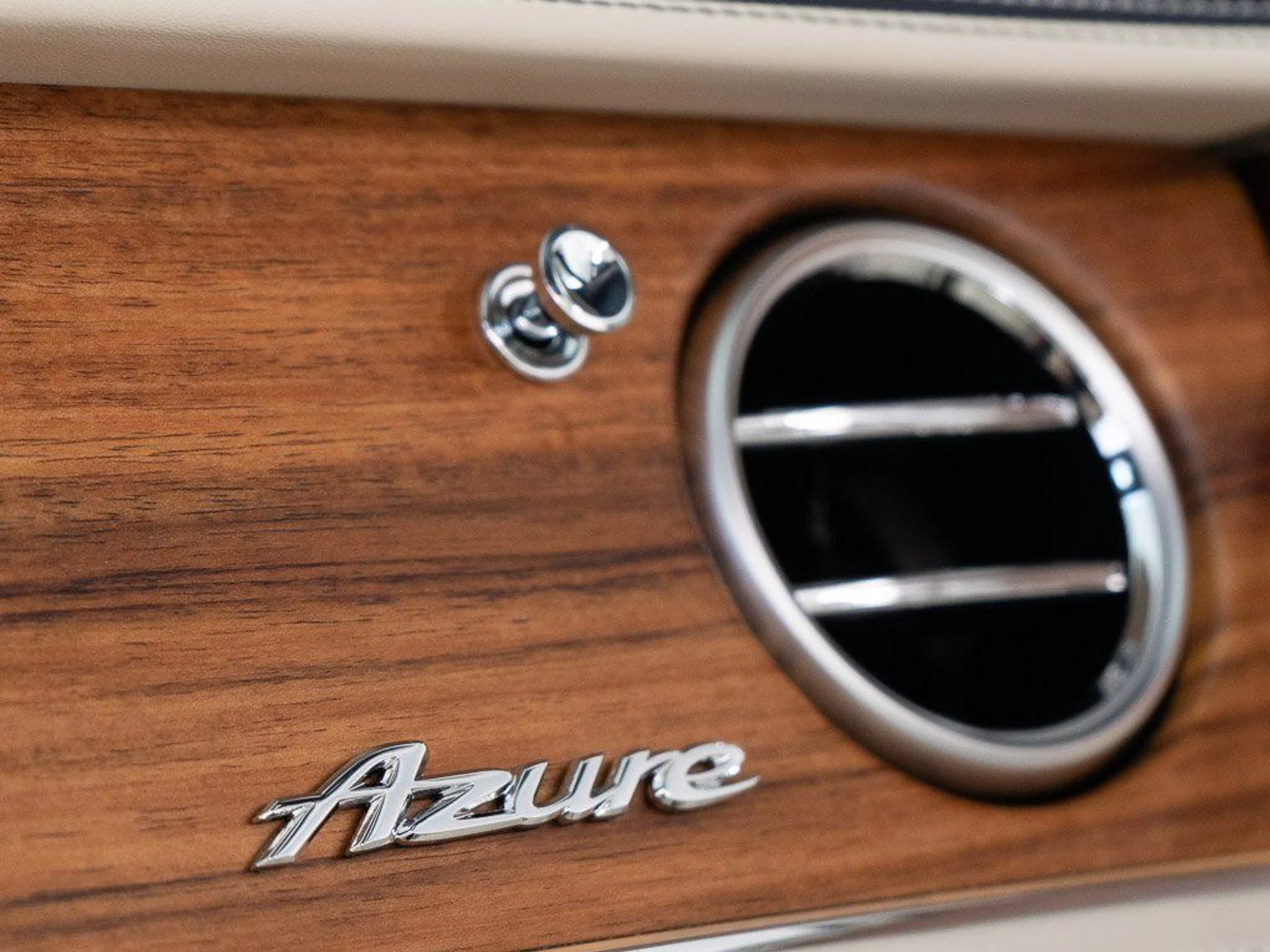 mph042_464915912_a9e9394a6096941e80a08dd471cfb370_4a0c074874