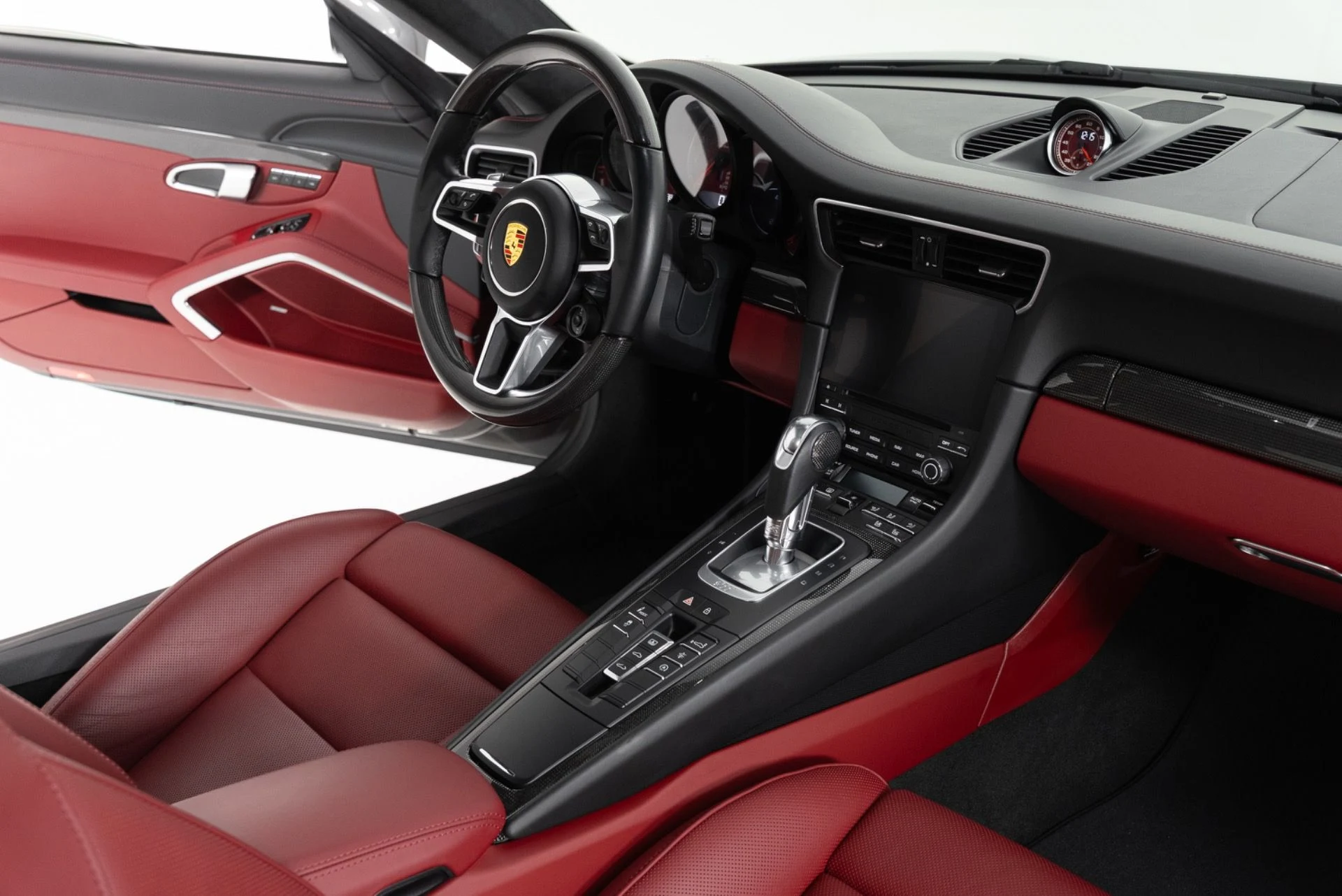 mph042_46604470_Used_2019_Porsche_911_Turbo_S_1774999651_a0ee0b7664