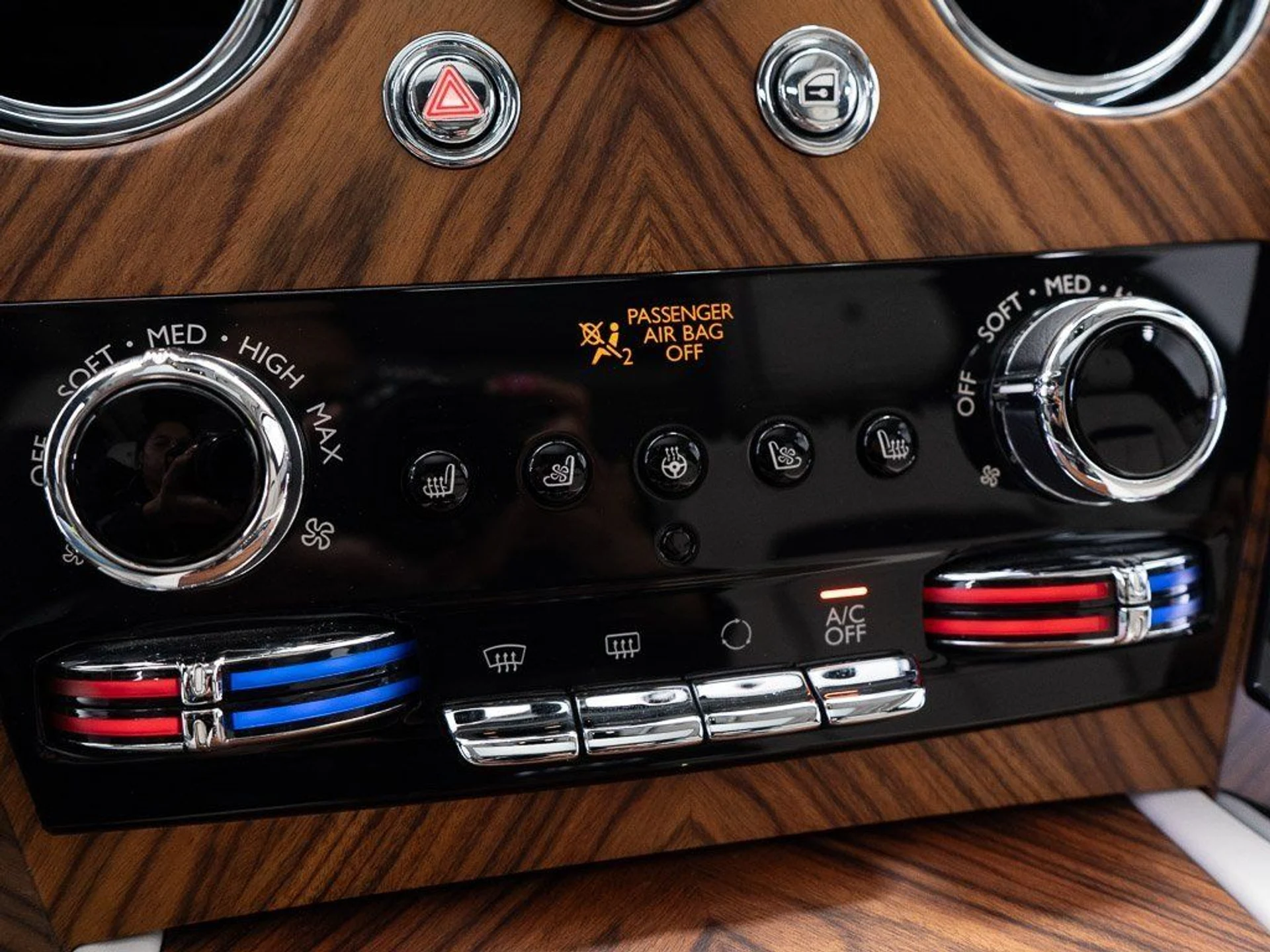 mph042_467634012_eac2bb70569d937c89d89bf15b9693c0_f3f708ae63