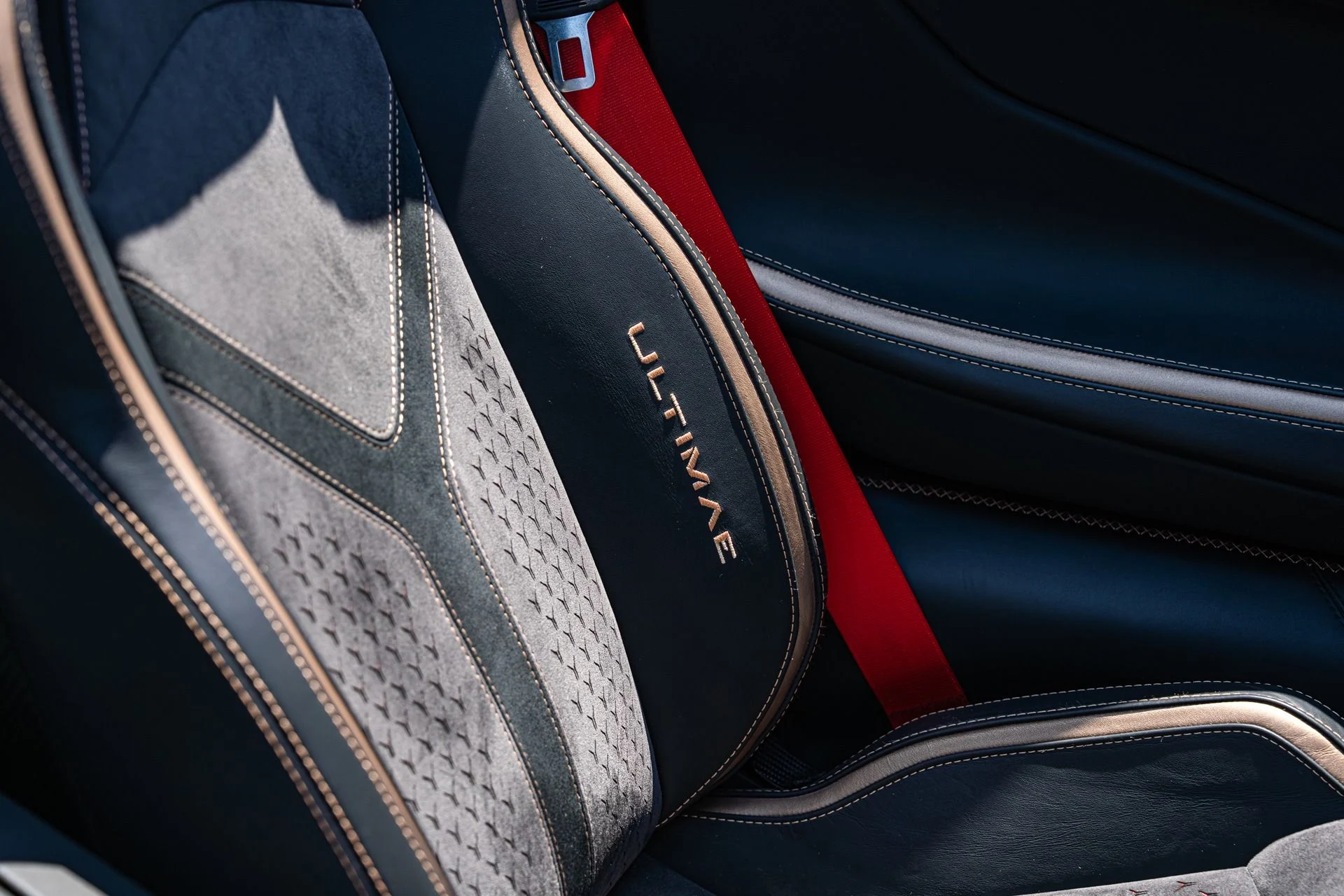 mph042_469198764_Used_2022_Lamborghini_Aventador_LP_780_4_Ultimae_1755037008_5522fb450a