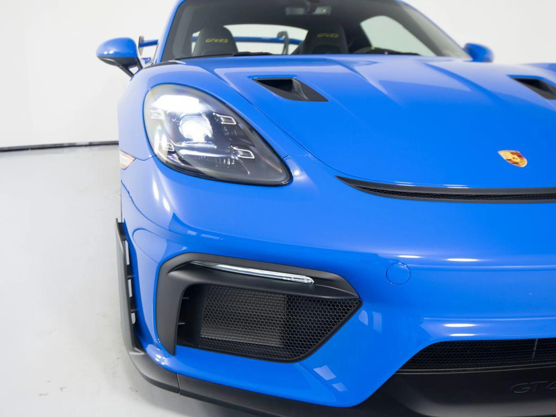 mph042_473050749_5v_Mslo3l_TE_Pn8u_Y7b_Cc94m_Zfc_OQ_29309d8e1b