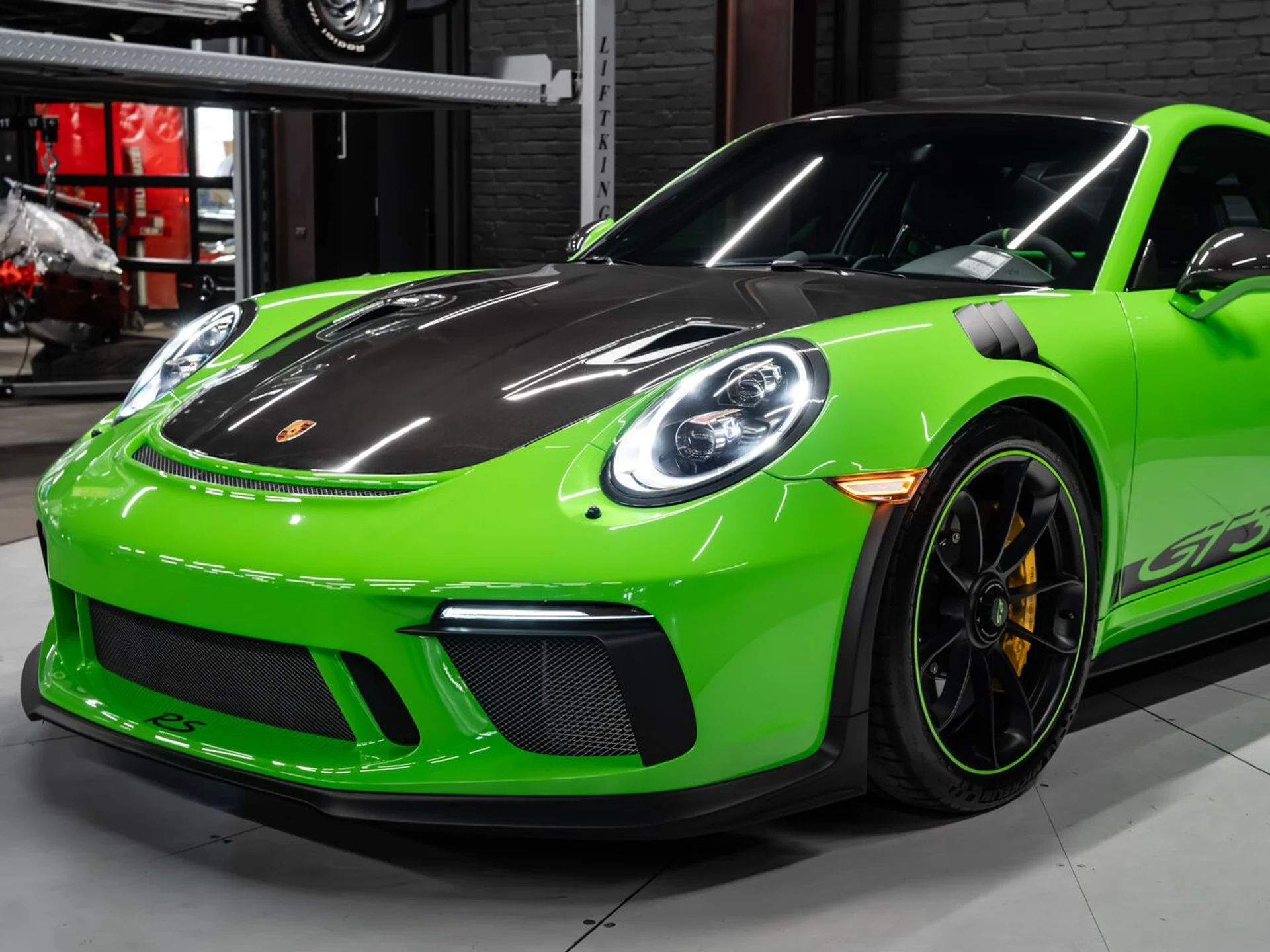 mph042_478440590_porsche_911_2019_82152790a8