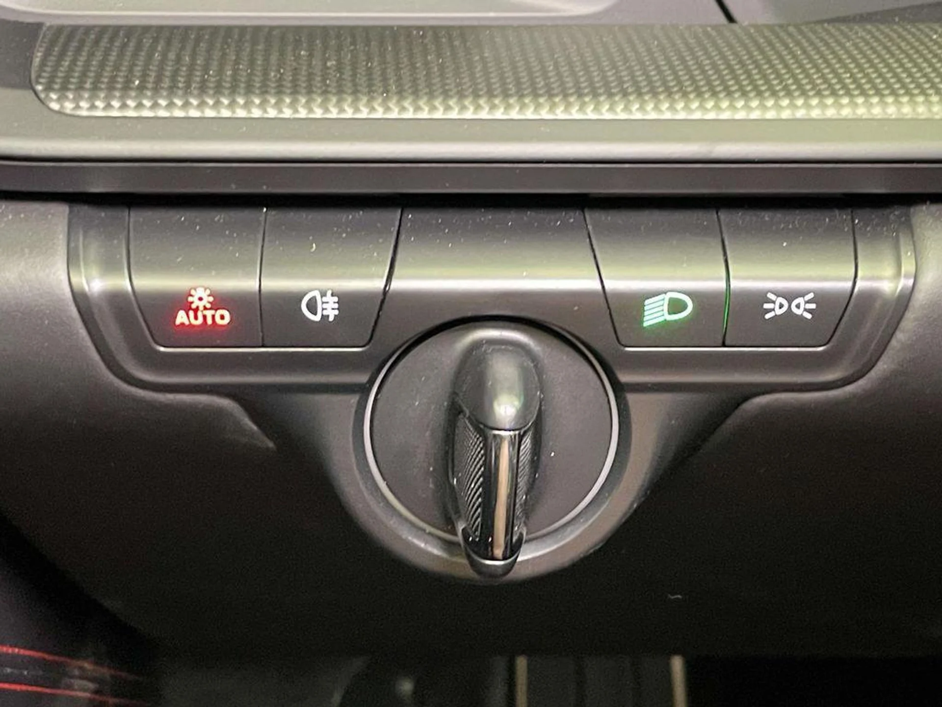 mph042_480622872_t_Ifa0_Ia_Xi1a_Tw_Uhaa_U_Jbu_Td_JU_Pg_321660173a