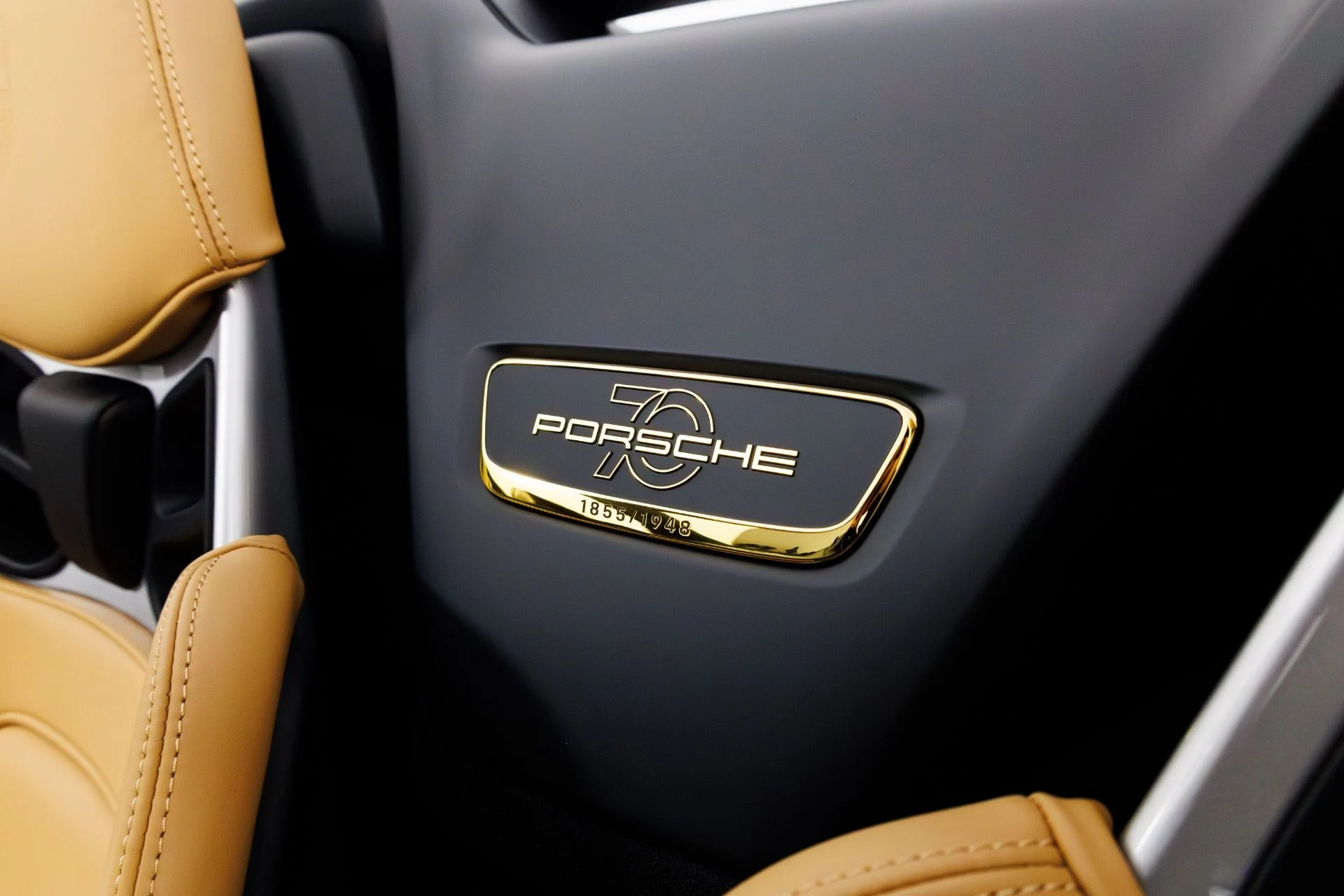 mph042_482289196_Used_2019_Porsche_911_Speedster_1770313322_a97ea4466f