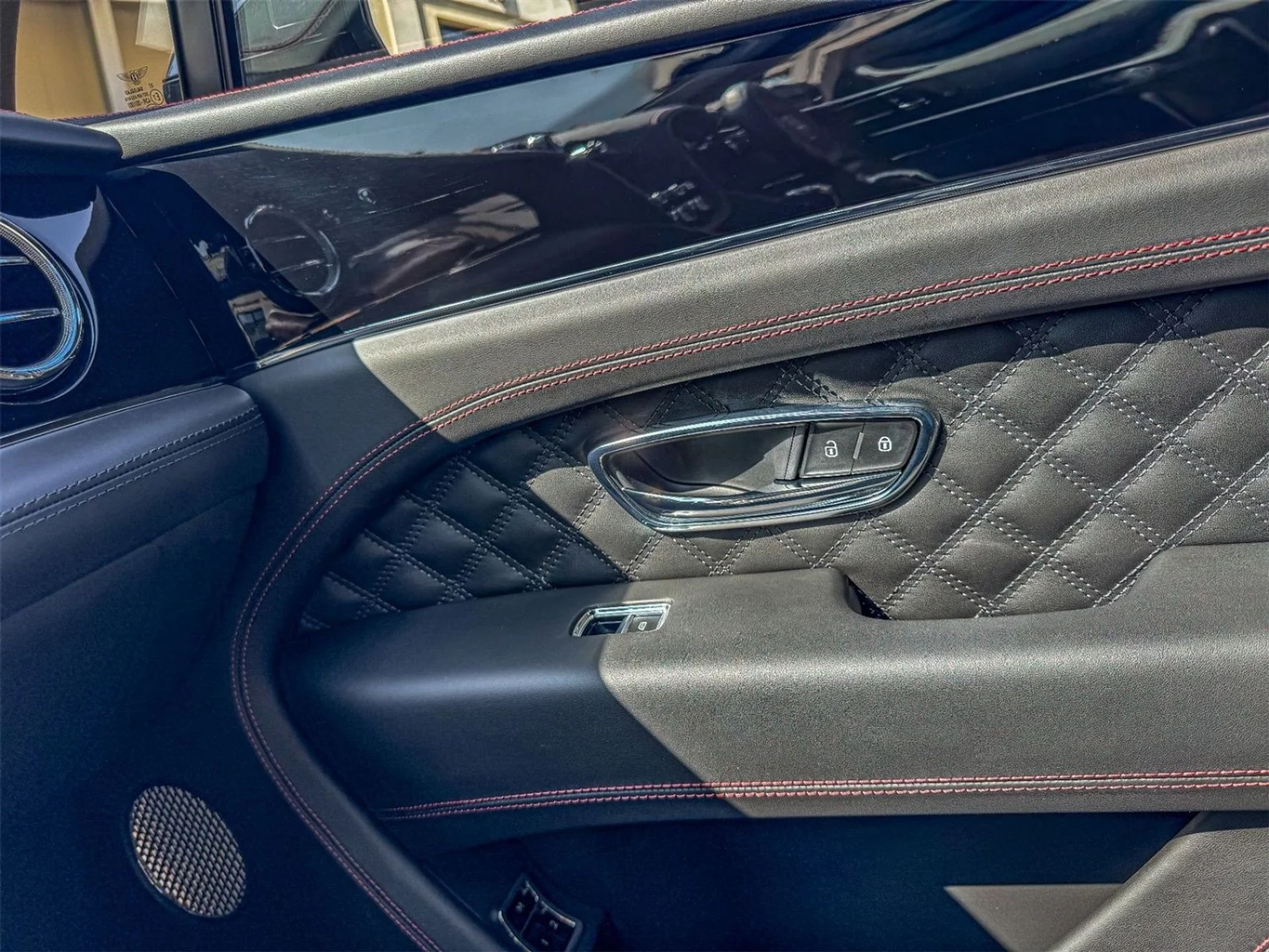 mph042_492579067_1bd5080f3f65da09eb7d0ece13dbbf4e_dff6d781b4