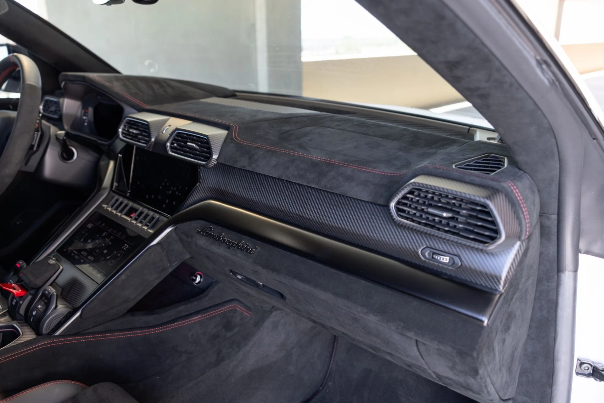 mph042_492750838_Used_2023_Lamborghini_Urus_Performante_1778699369_4bbb81cf24