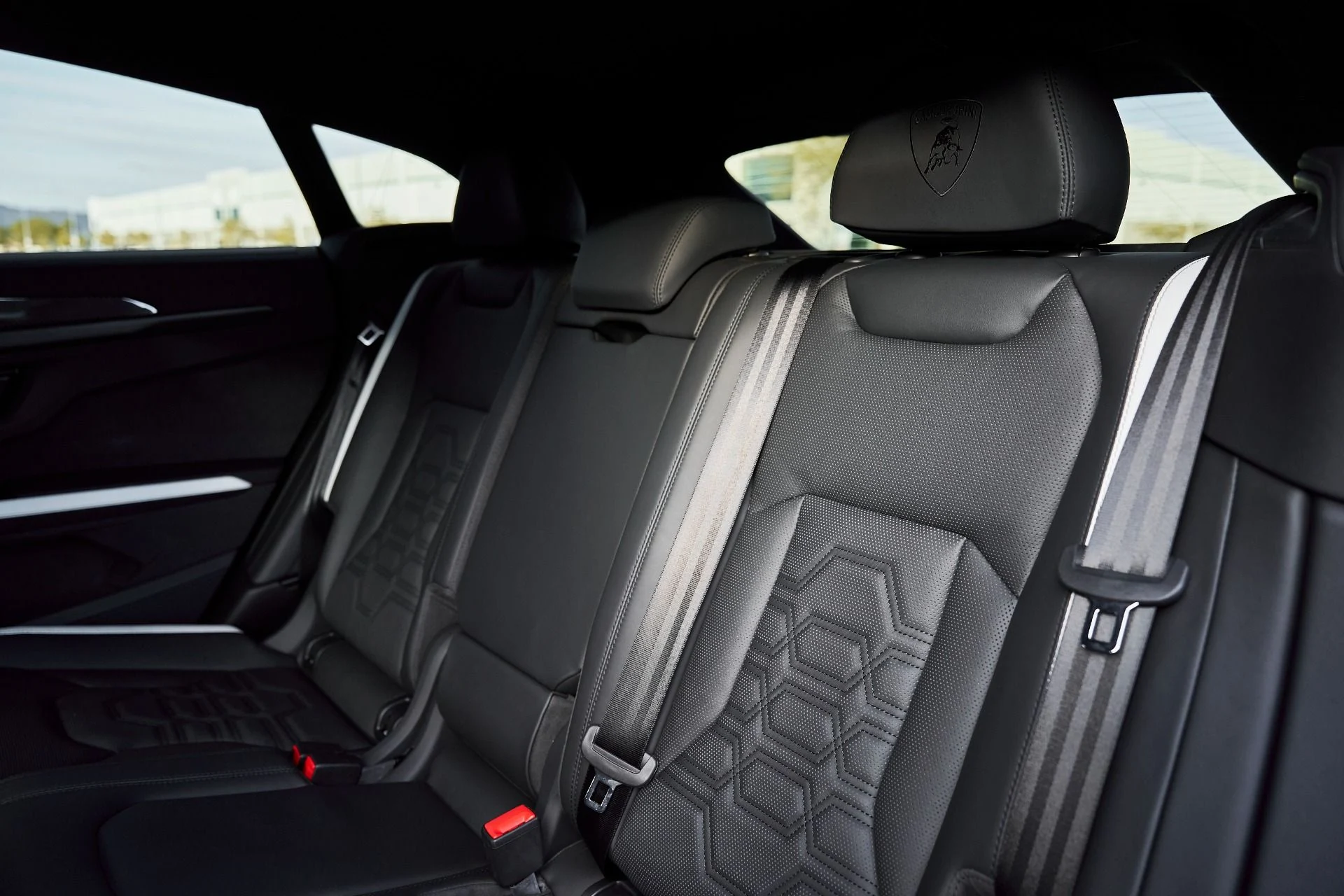 mph042_497456440_Used_2025_Lamborghini_Urus_SE_1767720889_084856e6ca