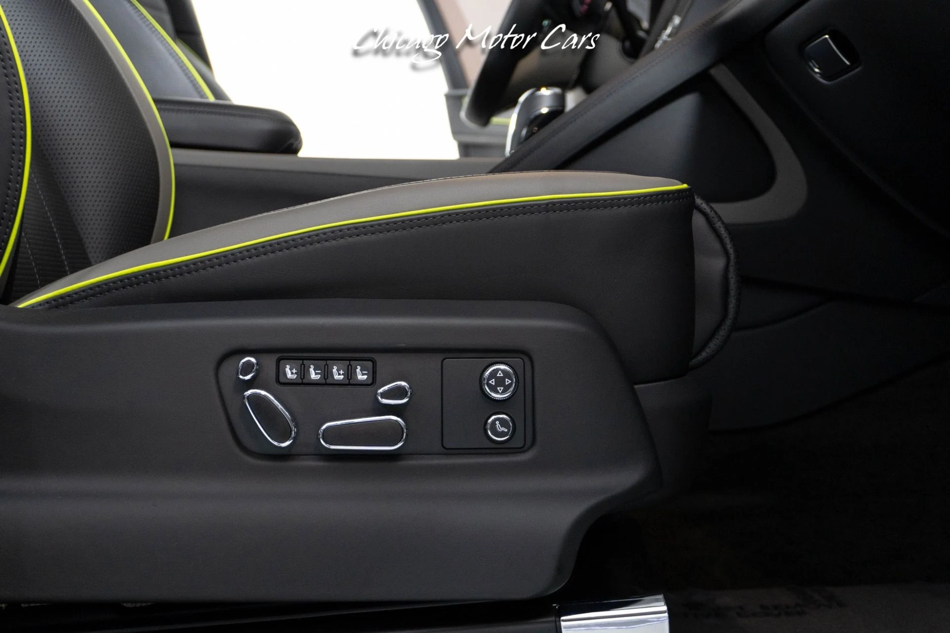 mph042_49994435_13453_p43_l_ca1c39fc64