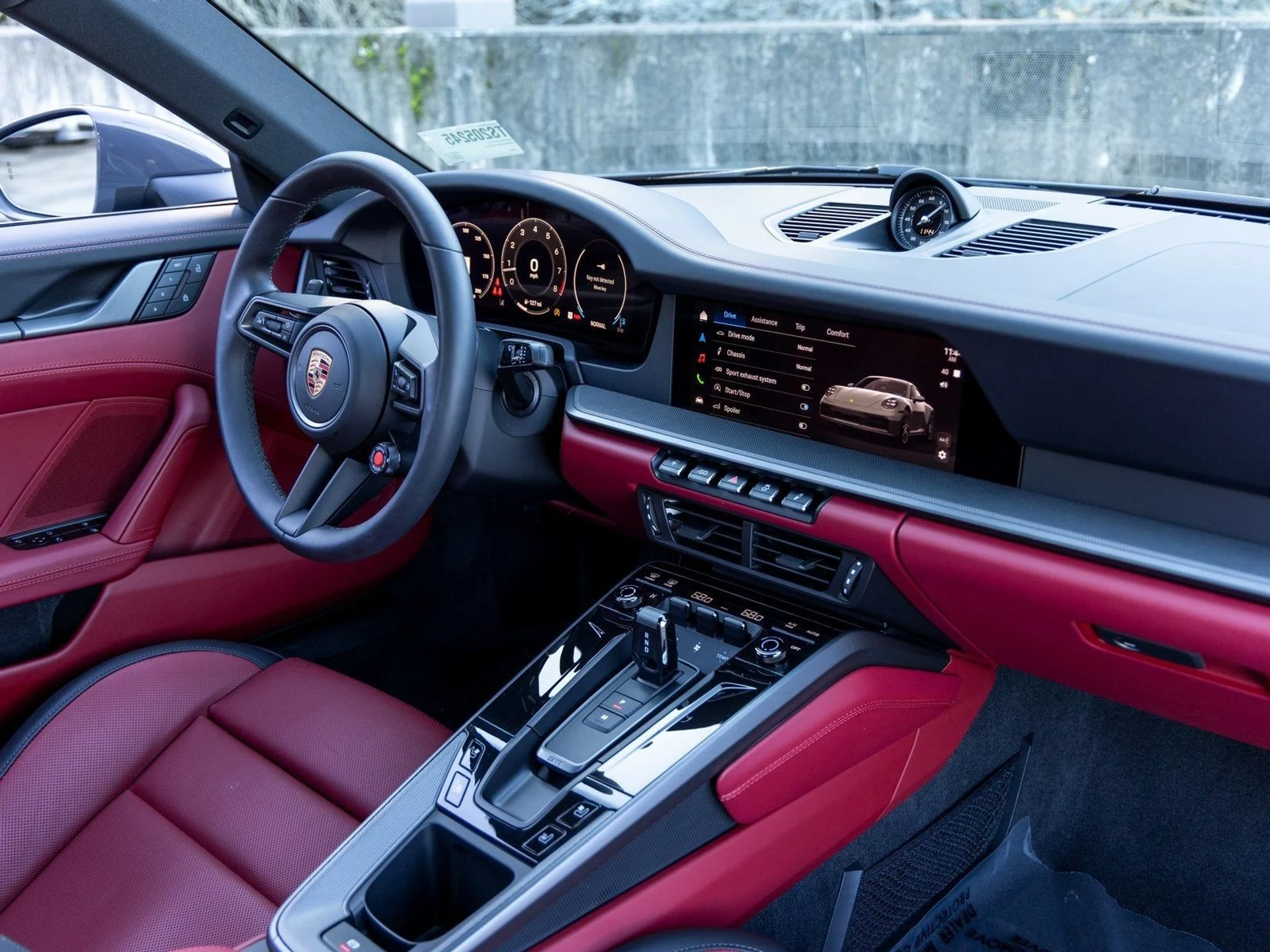 mph042_50132890_43_582649922a