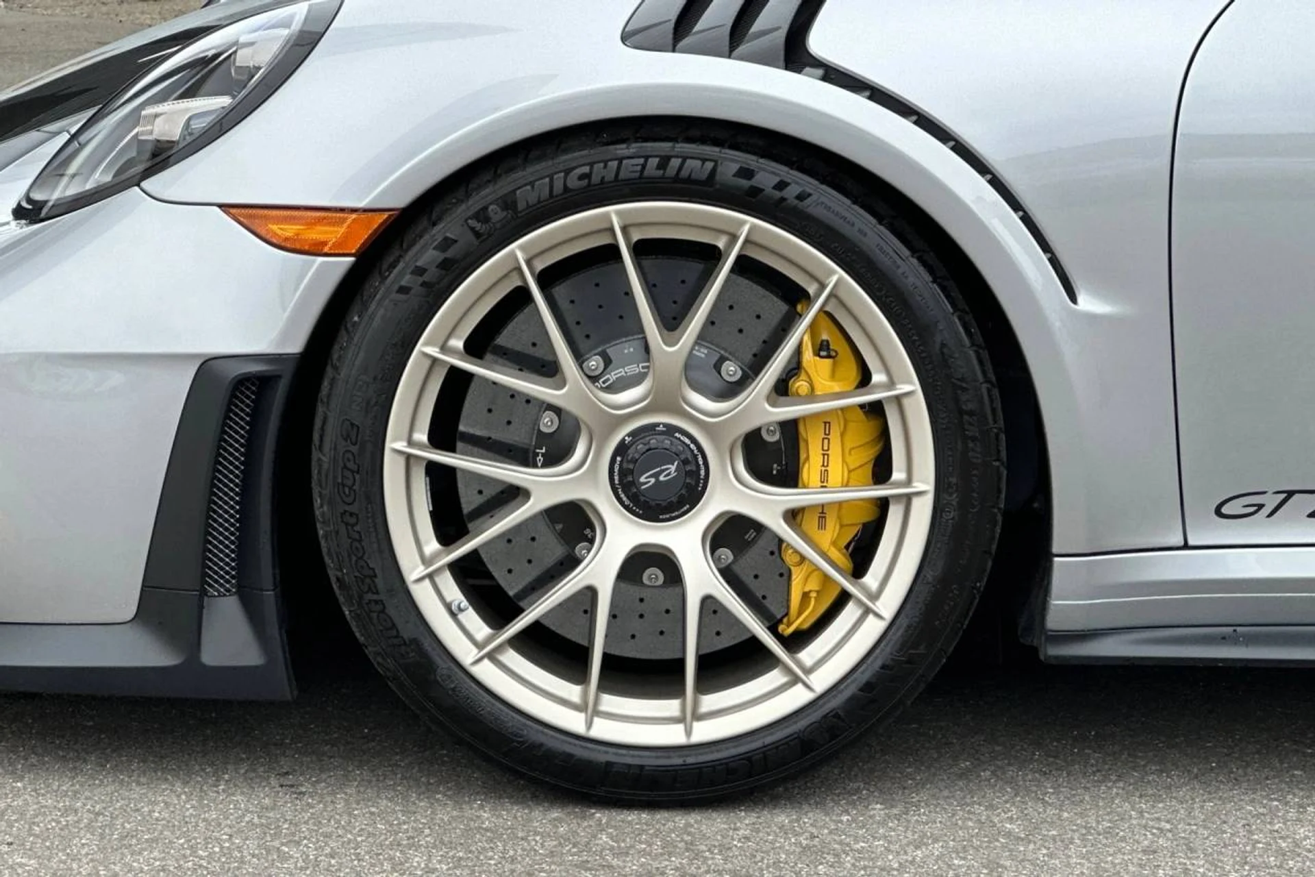 mph042_507400451_1280_d365fedbca