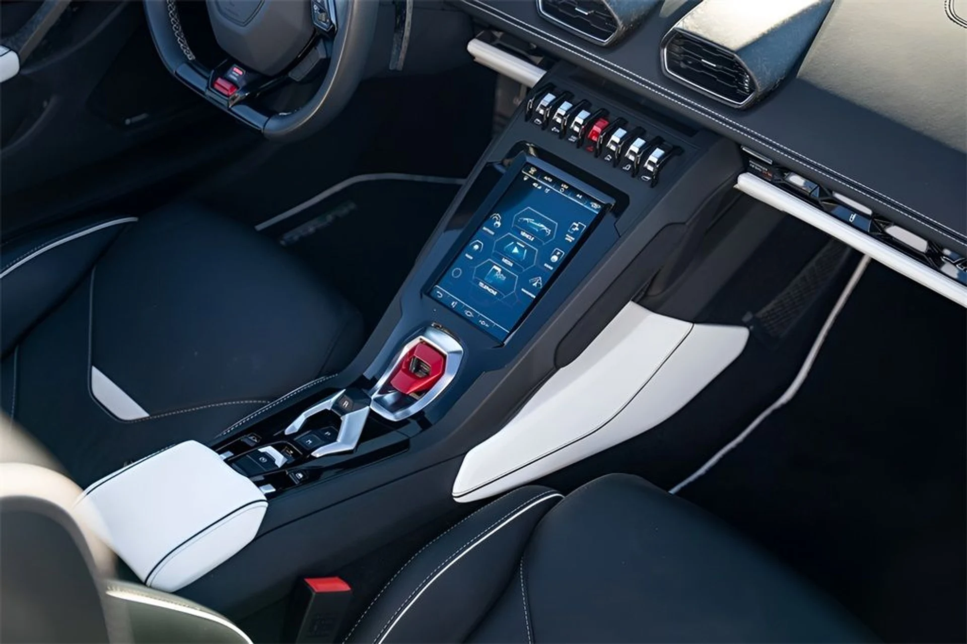 mph042_526258019_image_44_59416e3a38