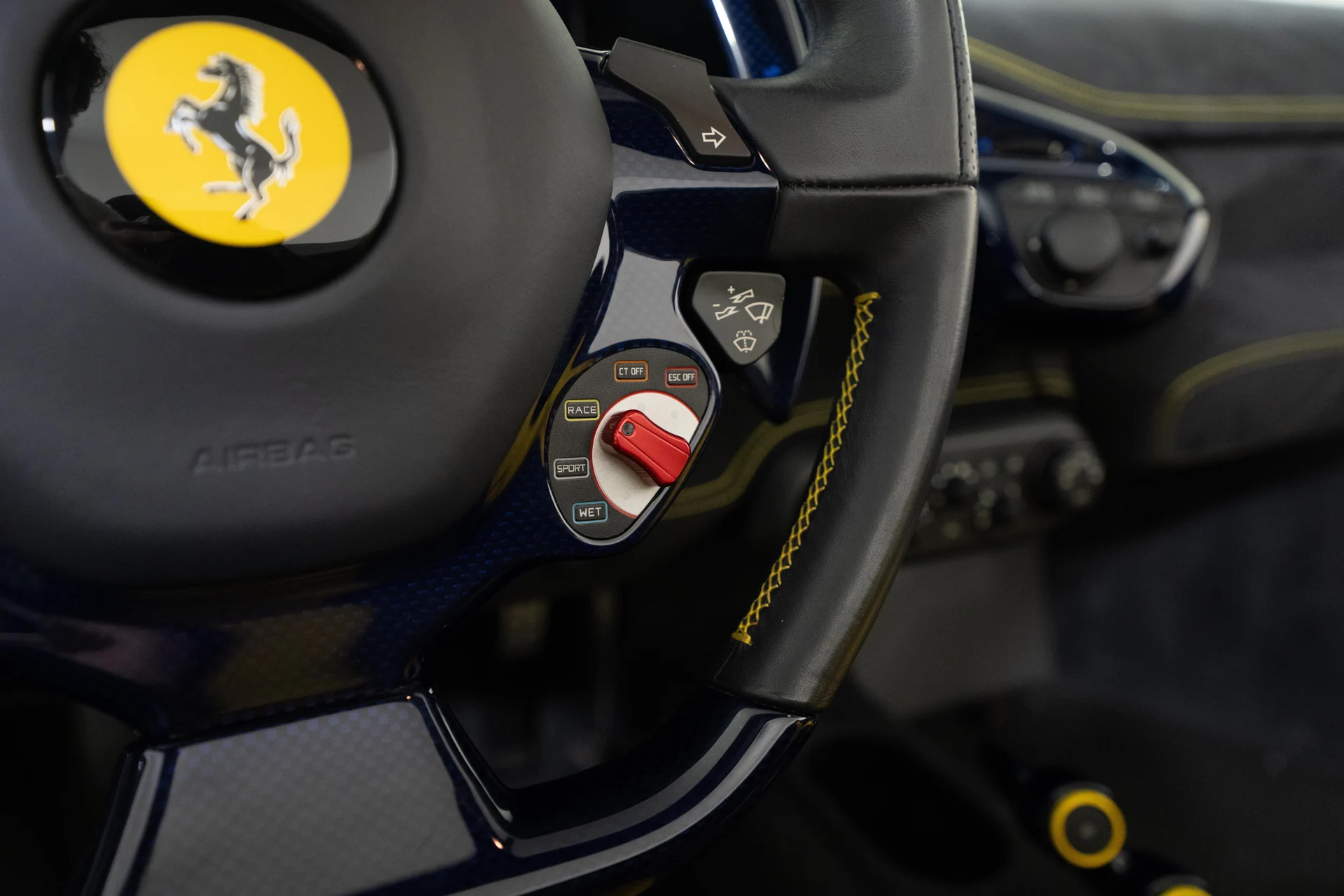 mph042_532580152_53ad8b4d78de6a703b7123e538401bff_0d2e2fa612