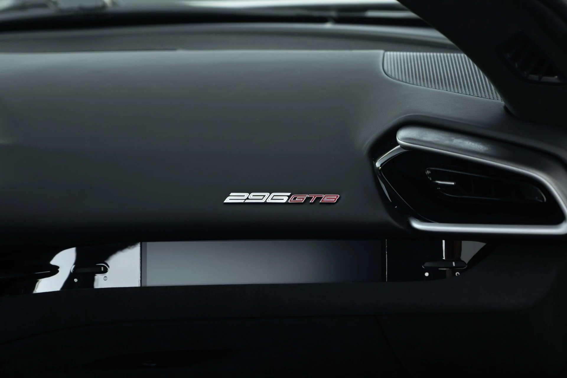 mph042_539078840_Used_2025_Ferrari_296_GTB_1761682901_3d6e1d82bb