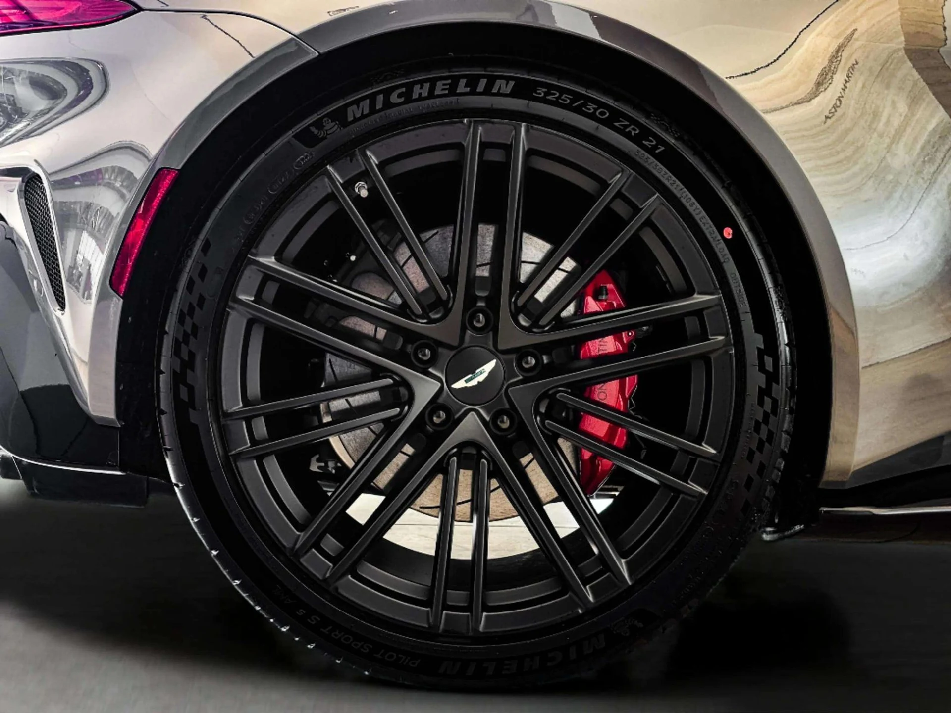 mph042_548394226_7912f786_7408_4522_8b8d_8b2d1eb1722d_07375bac8f