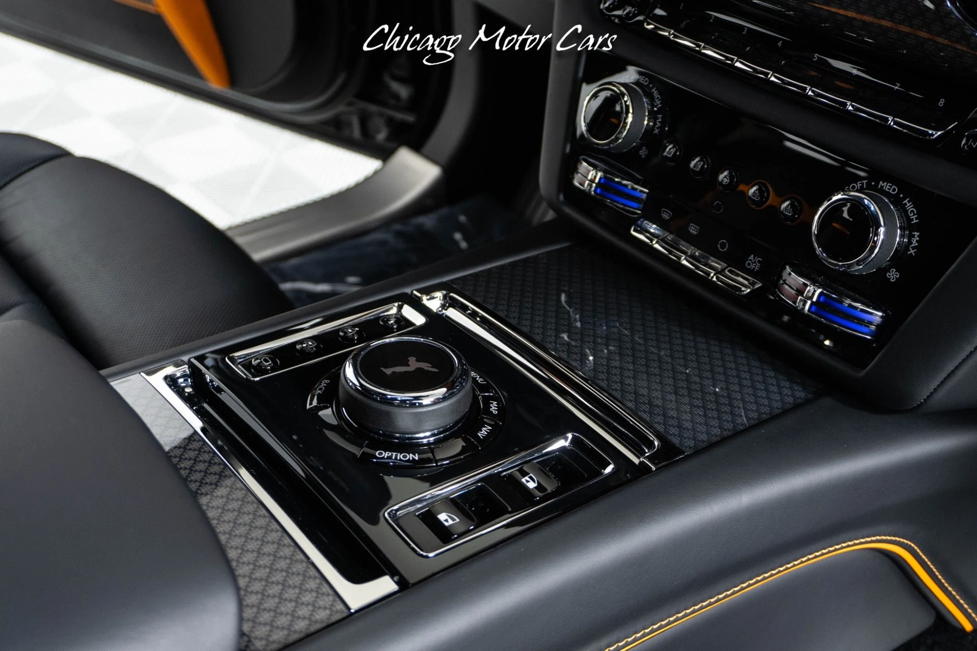 mph042_555629845_13458_p43_l_2ed83bc1b4