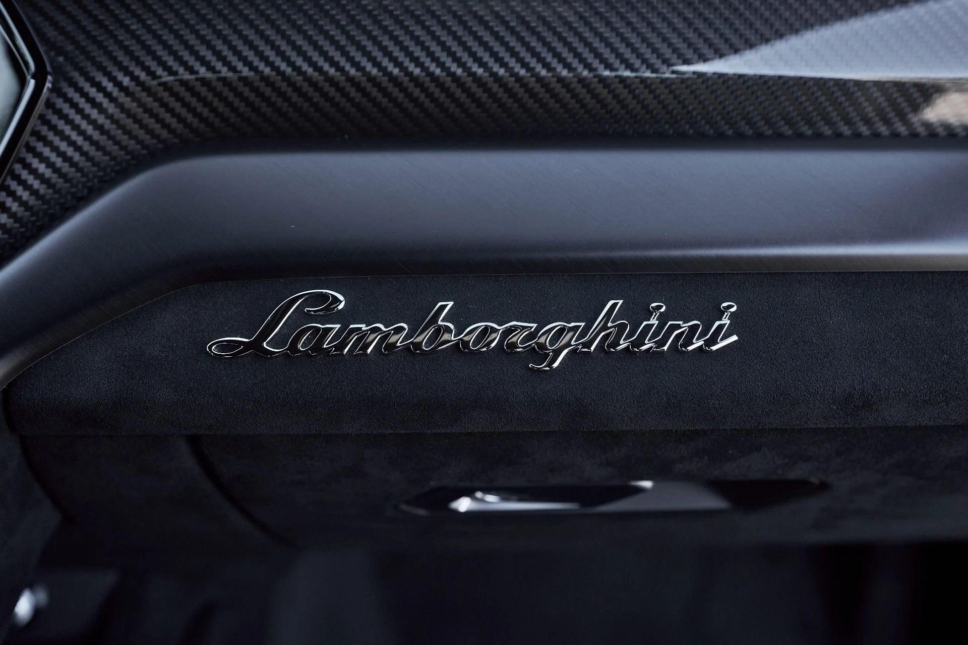 mph042_556805906_Used_2023_Lamborghini_Urus_Performante_1761860778_2a8870c319