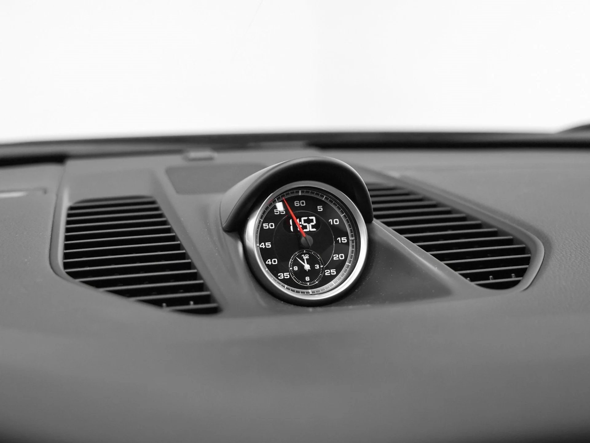 mph042_558425136_43_e33dad0857