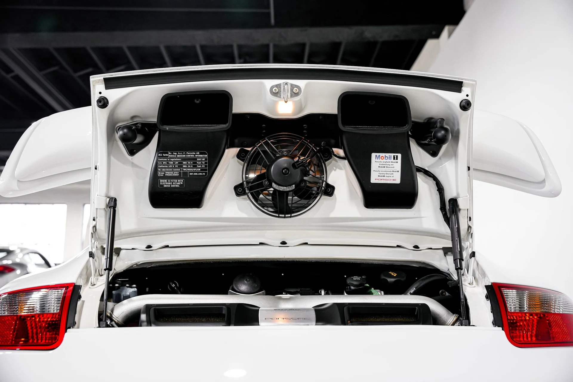 mph042_574696762_d4613460e720b9770b17c3390b474af2x_f3d14ec26d