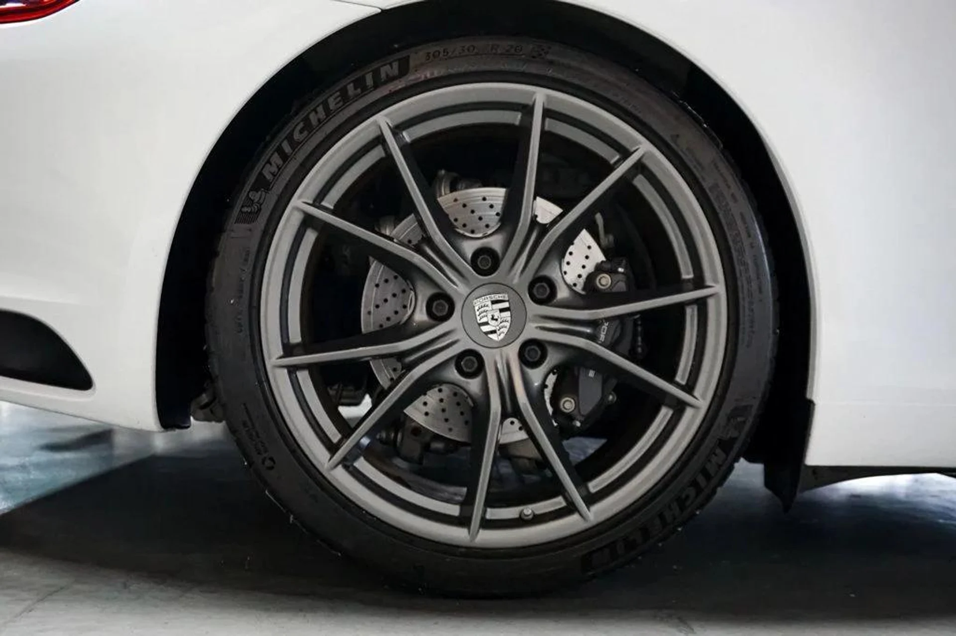 mph042_579415586_KVS_1x_O9_T_Hgd_C_Woh_QBT_0q_Spe_Vv_ZE_bd3937ea3f