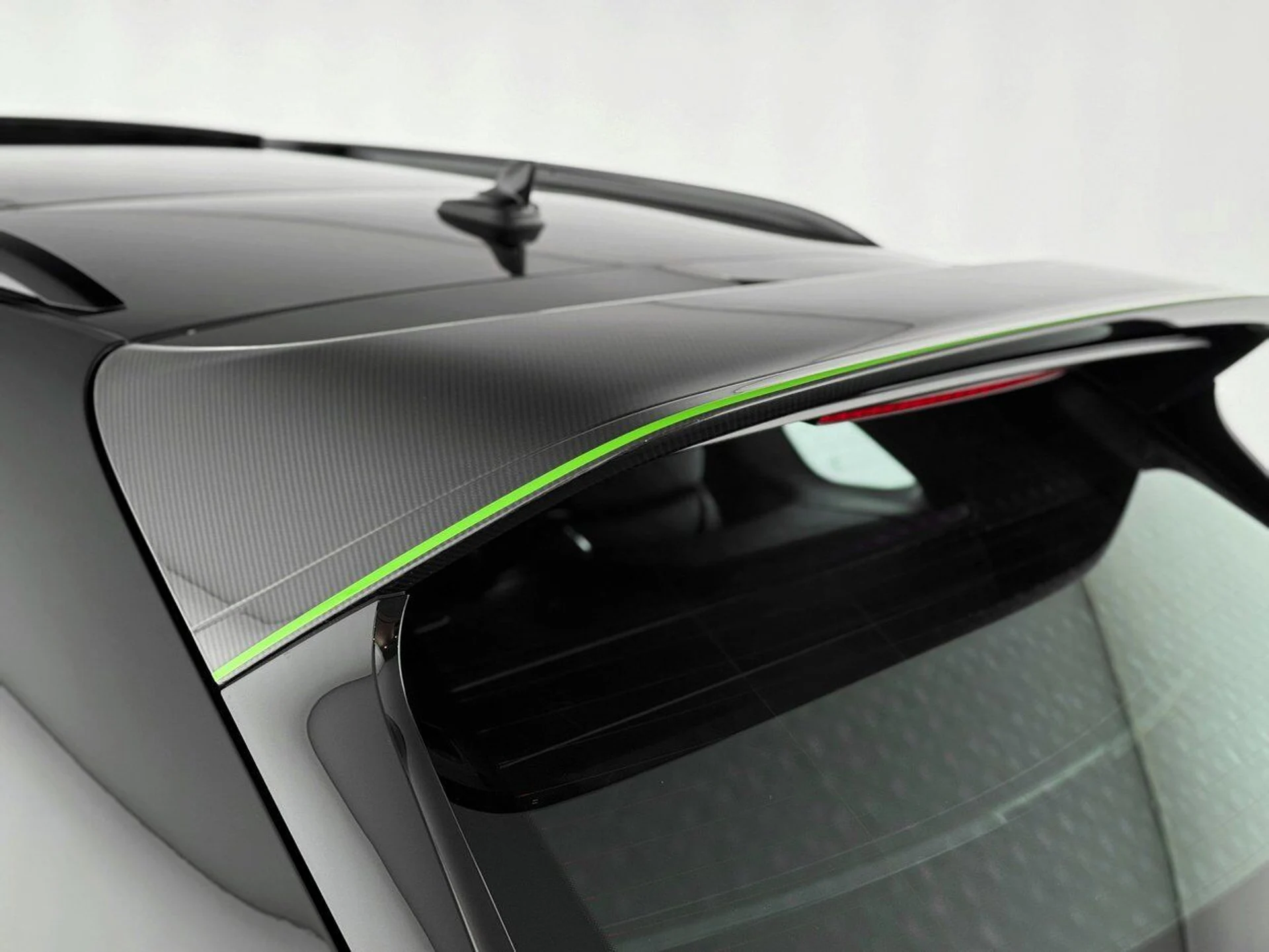 mph042_580095919_22c67a40ab1aab9b7cf272f51b1c1ac5_6732ba2495