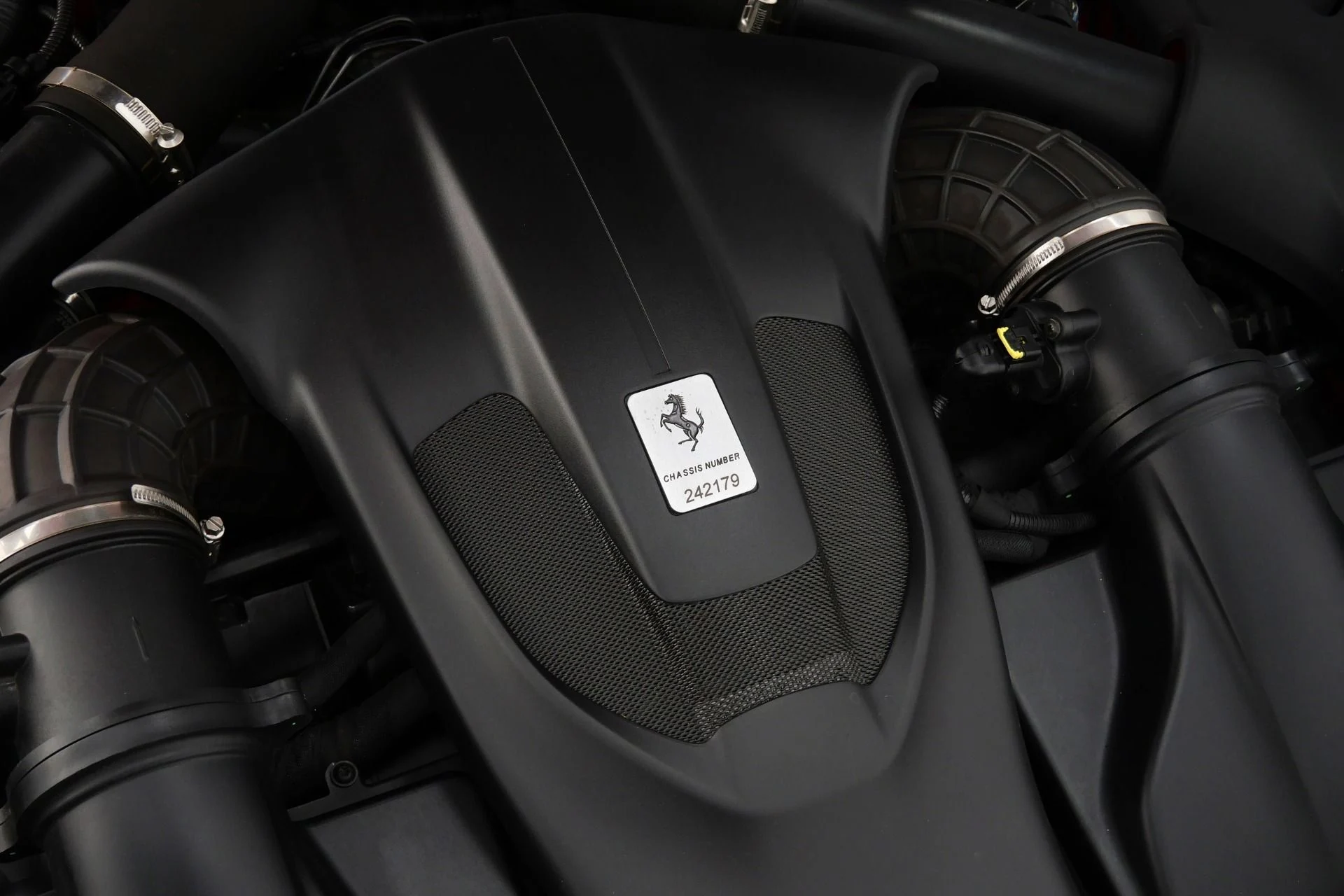 mph042_581237823_Used_2019_Ferrari_Portofino_Daytona_Seats_High_Power_Hi_Fi_Carbon_Fiber_and_Leather_Steering_Wheel_1775750946_f1f6d50952