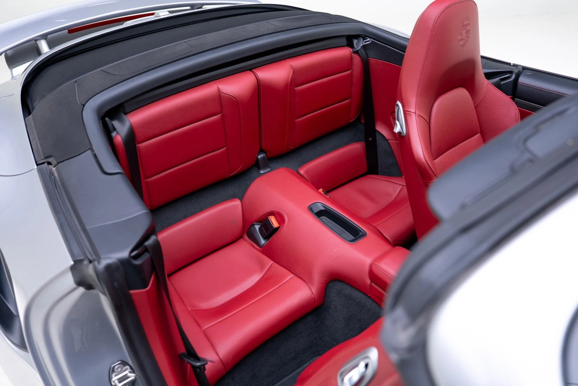 mph042_584731219_Used_2018_Porsche_911_Turbo_S_1769029719_b22018e7e9