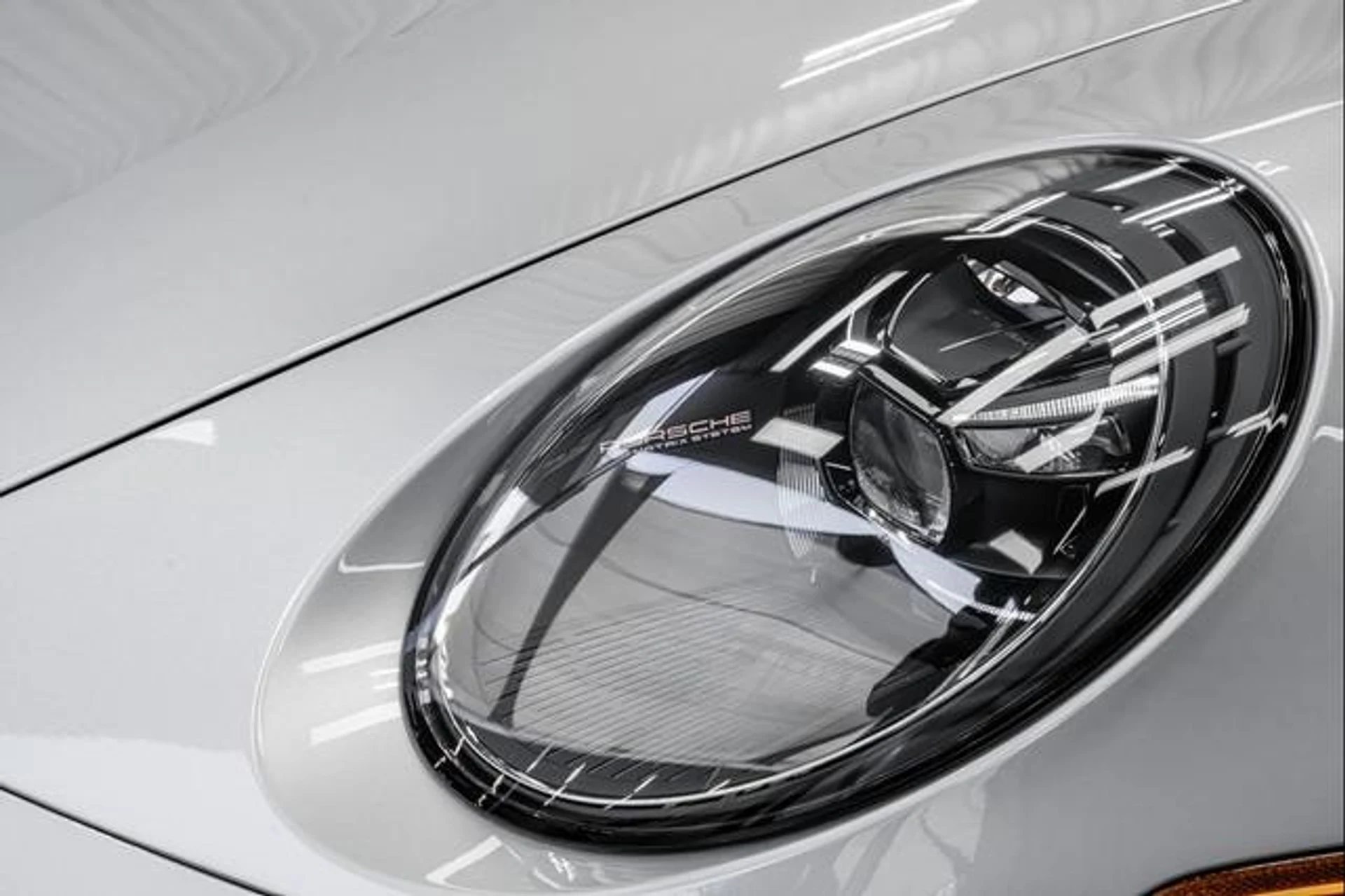 mph042_585895943_D_Iy_U_Kh_B_Lvb_GE_0yh_Kfr_L4_Dufj1_RA_a8c65bbdaf