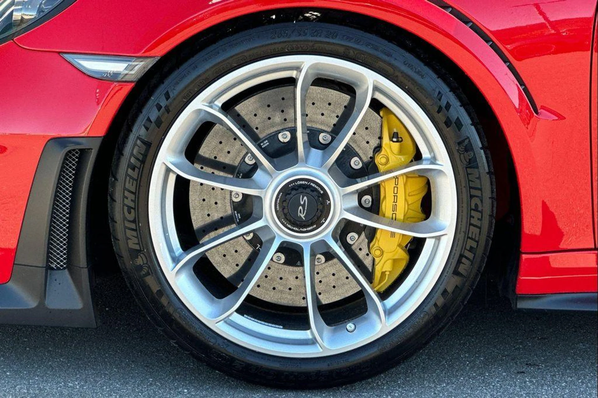 mph042_592319944_At8_EJNYGW_4on_I750_Efg_Nl9_NB_9_E_6e63a085e1