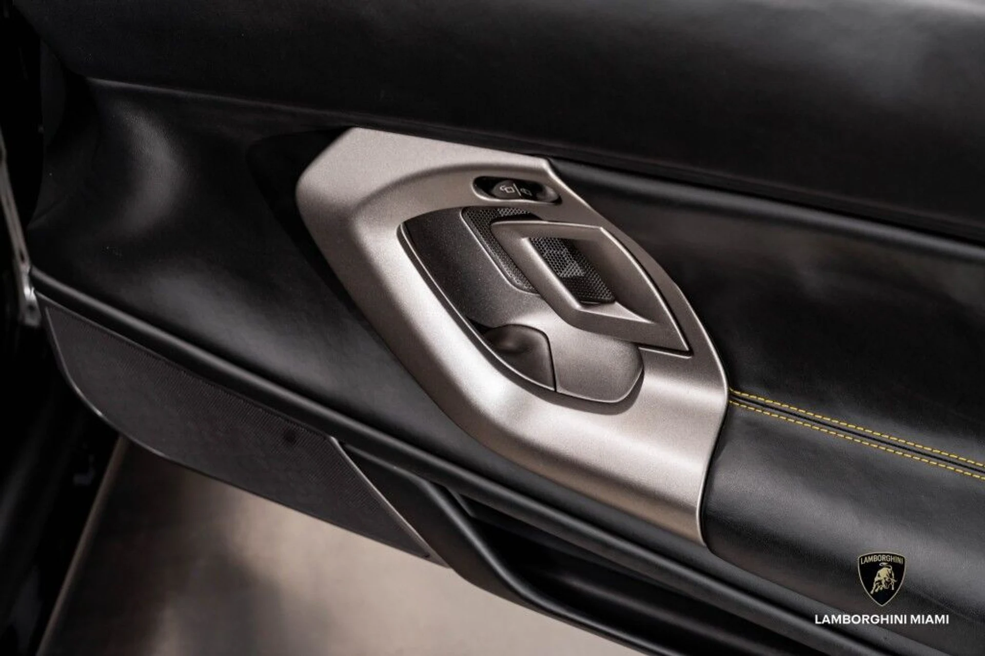 mph042_595334763_cbb0cec87ad4b1a78f0ab46a52cf5515_1bd68426d7