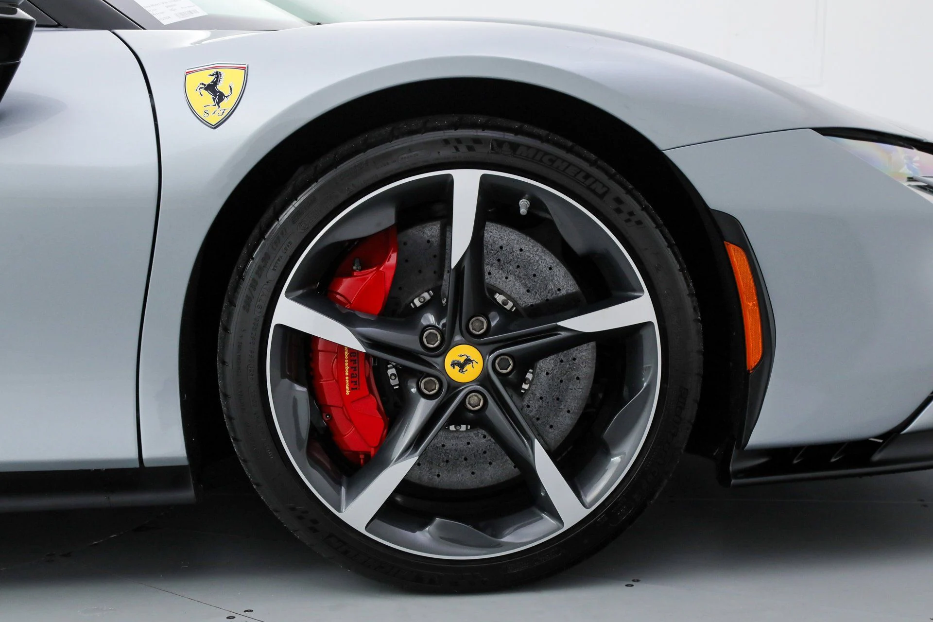 mph042_600585260_0054e80103e1f2139df6c0ef46ec70fc_bb33b92812