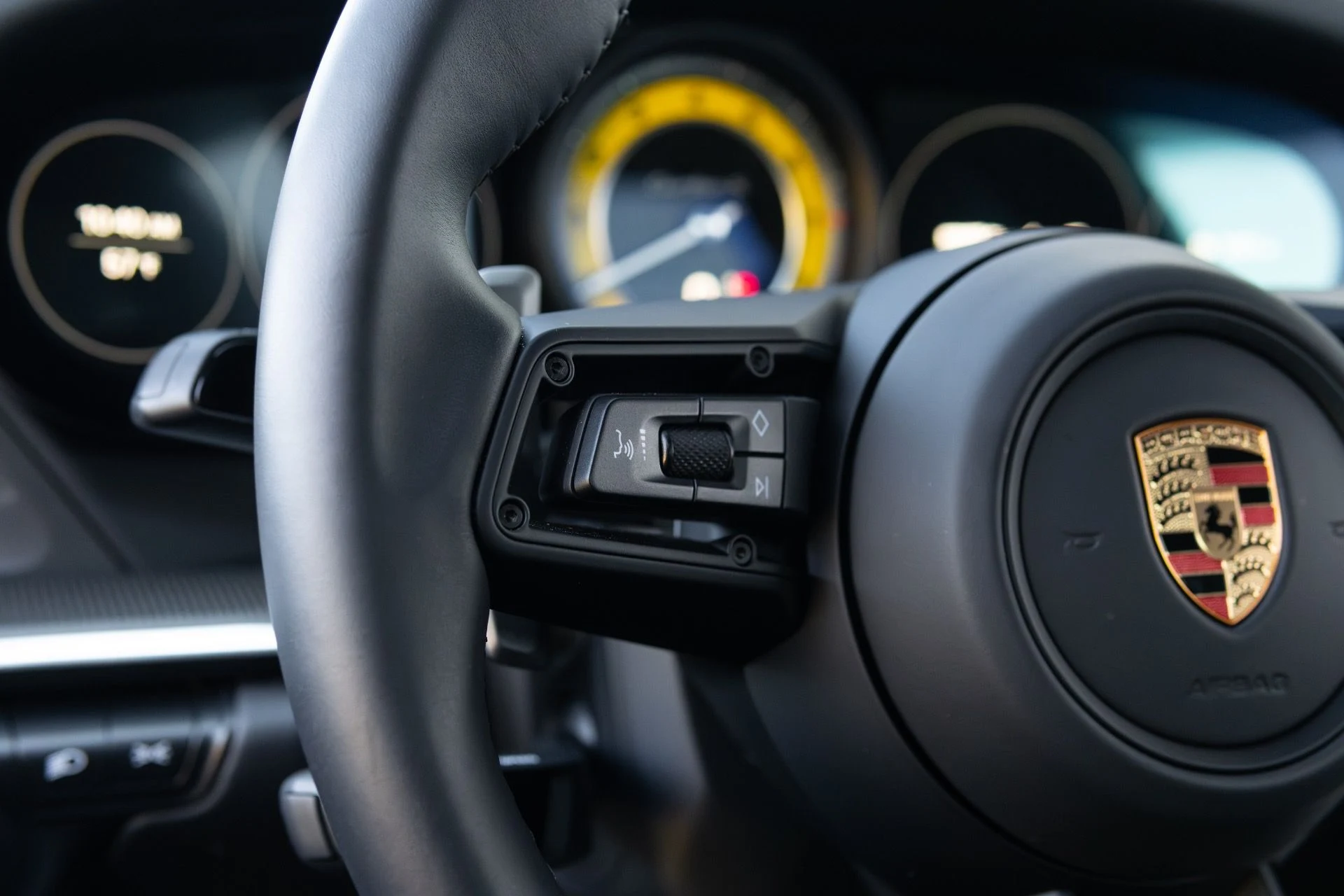 mph042_613578309_Used_2025_Porsche_911_Turbo_S_1770437451_f0d943a542