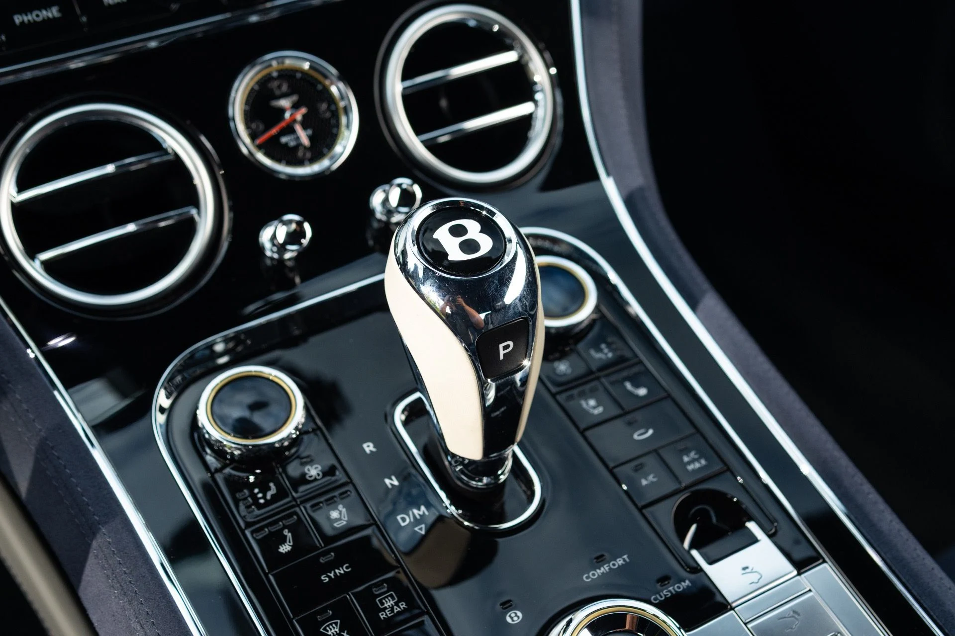 mph042_625305974_Used_2023_Bentley_Continental_GT_Speed_1775098495_ee593c515a