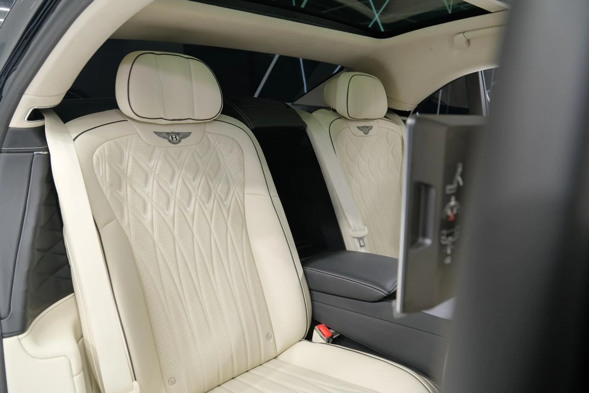 mph042_625320233_901f2f9e683eed9984b3e860c40d63fc_b954431e58