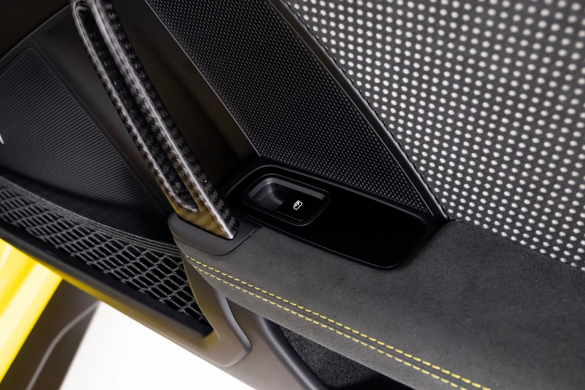 mph042_626976508_Used_2024_Porsche_911_GT_3_RS_1770767541_2bbbebb666