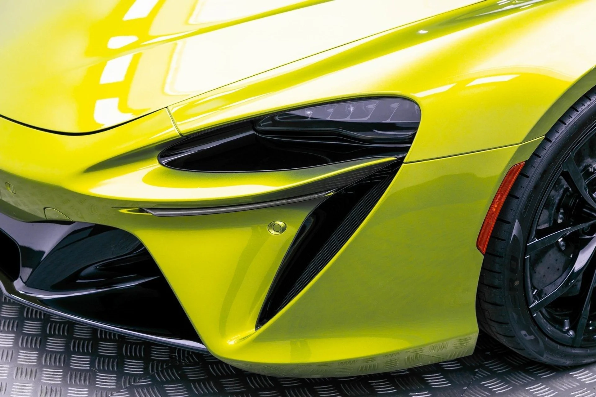 mph042_629039654_43_3b8606713f