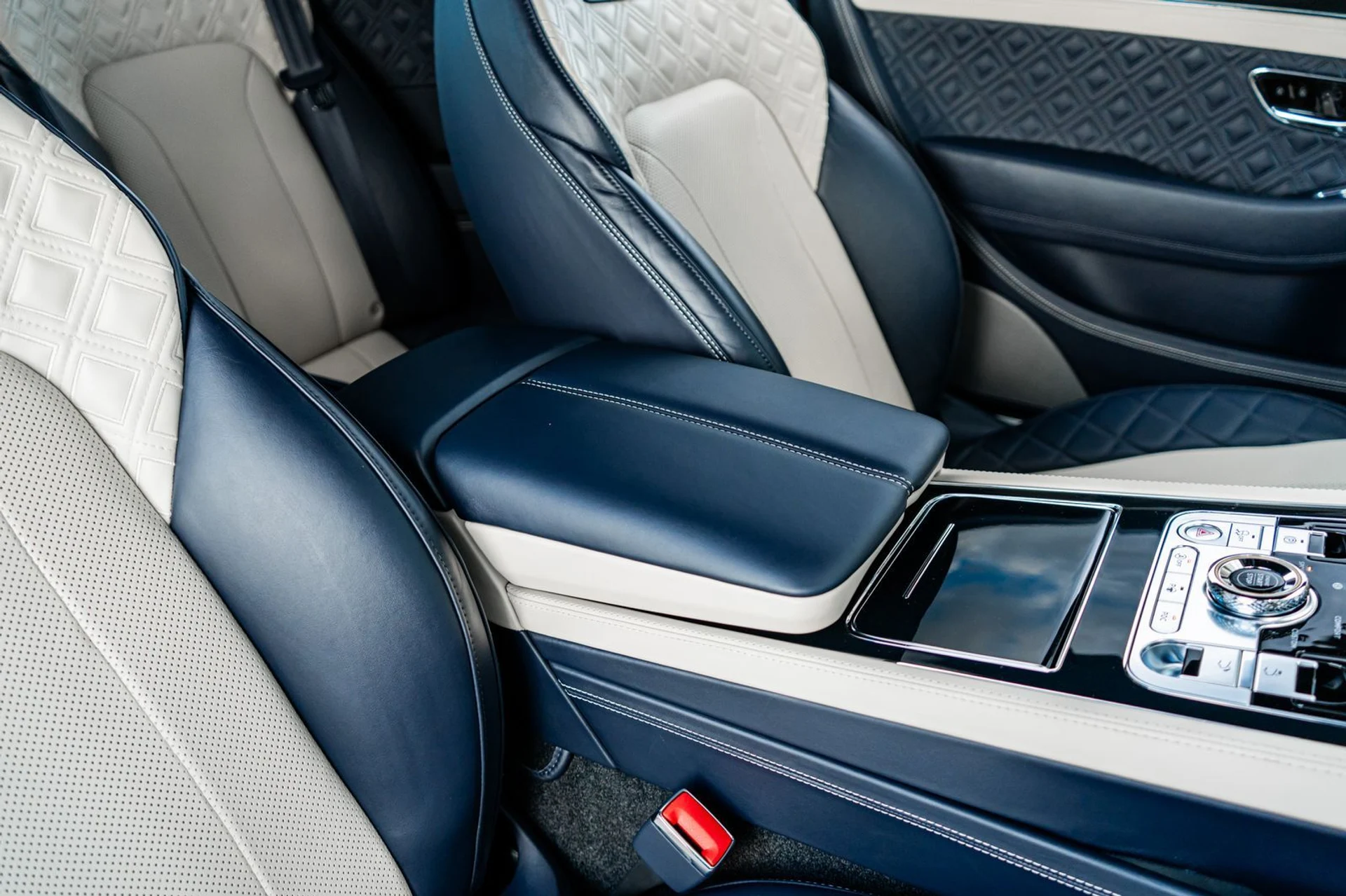 mph042_640377673_63c0cf8e_91b7_4802_b77b_2fb515408b4b_1adc18be9f