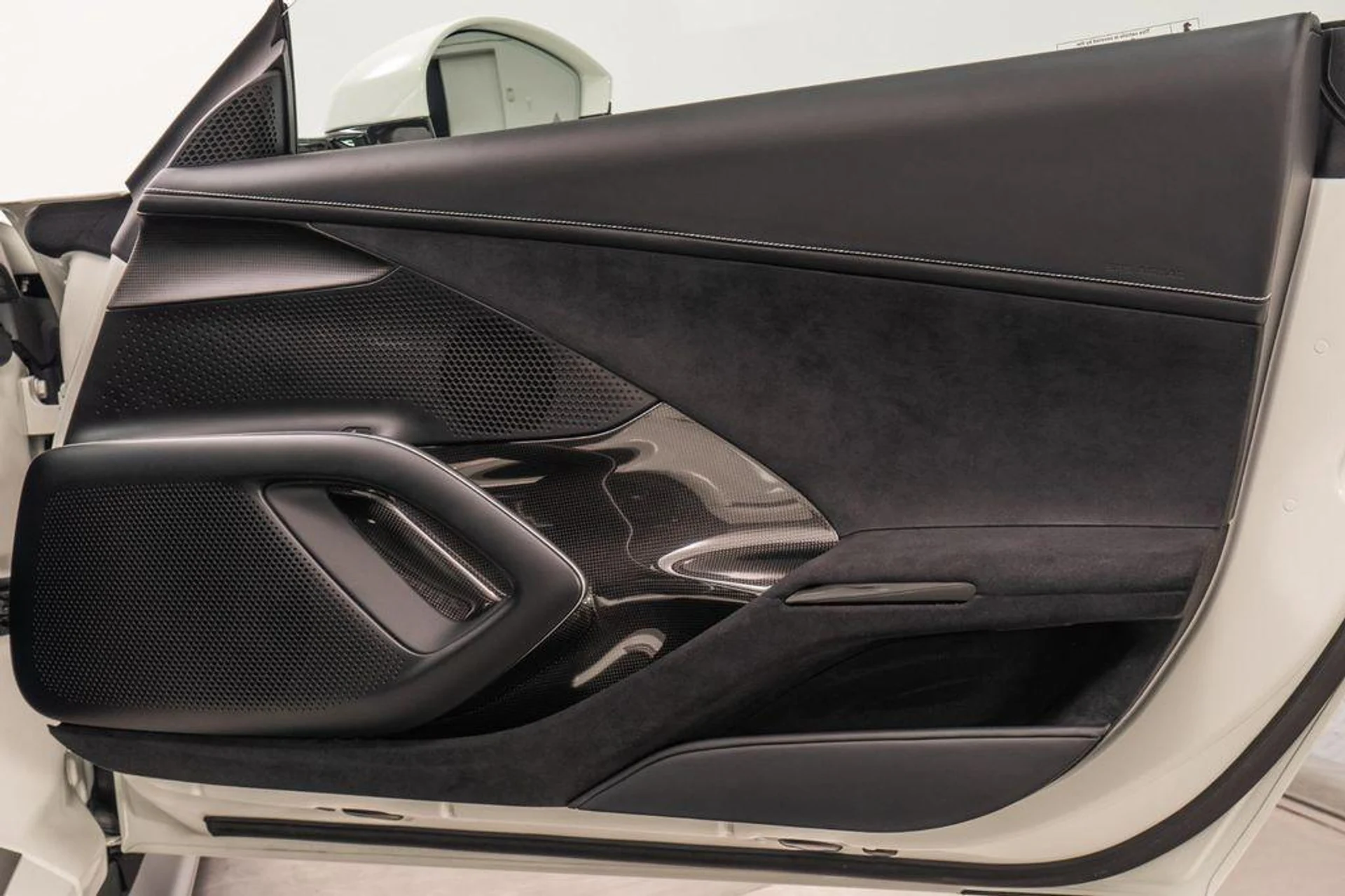 mph042_640377928_Ea_AX_Tg_Sosj_XIW_Fl_GM_3e0z_FE_Lq_M_bb348c7be5