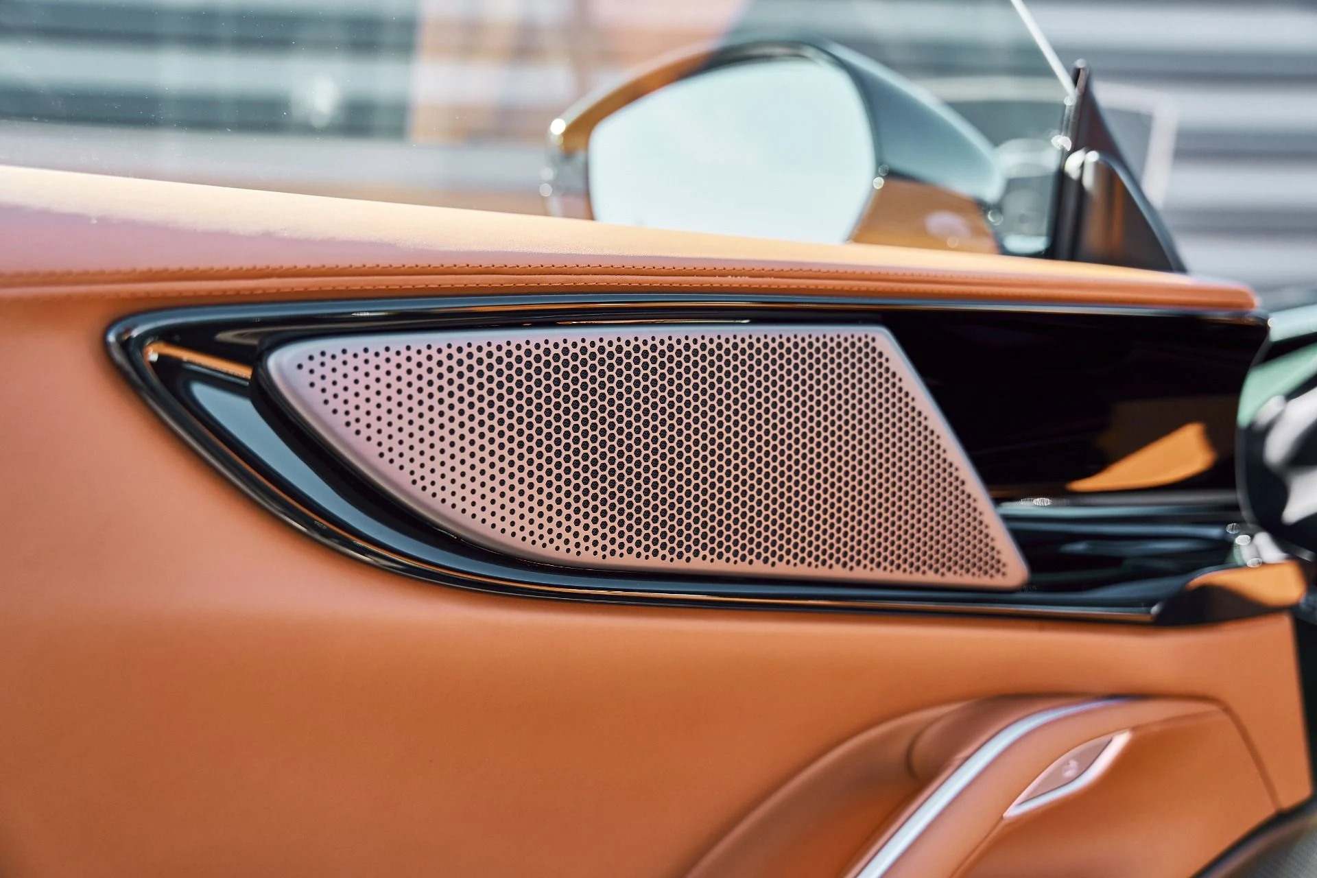 mph042_645654257_Used_2026_Ferrari_Purosangue_1771462137_0e920c47ab