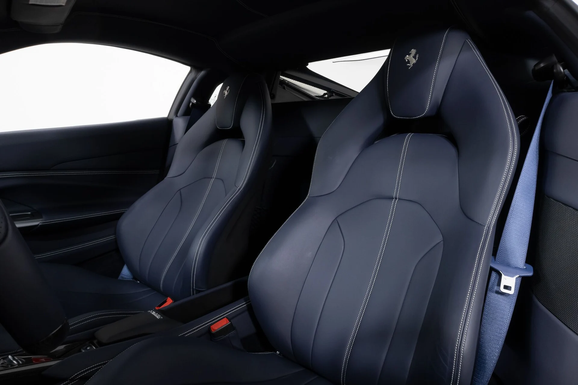 mph042_657068001_ccc003081f05bfb2ce0e69f8a13b1afb_1356866152