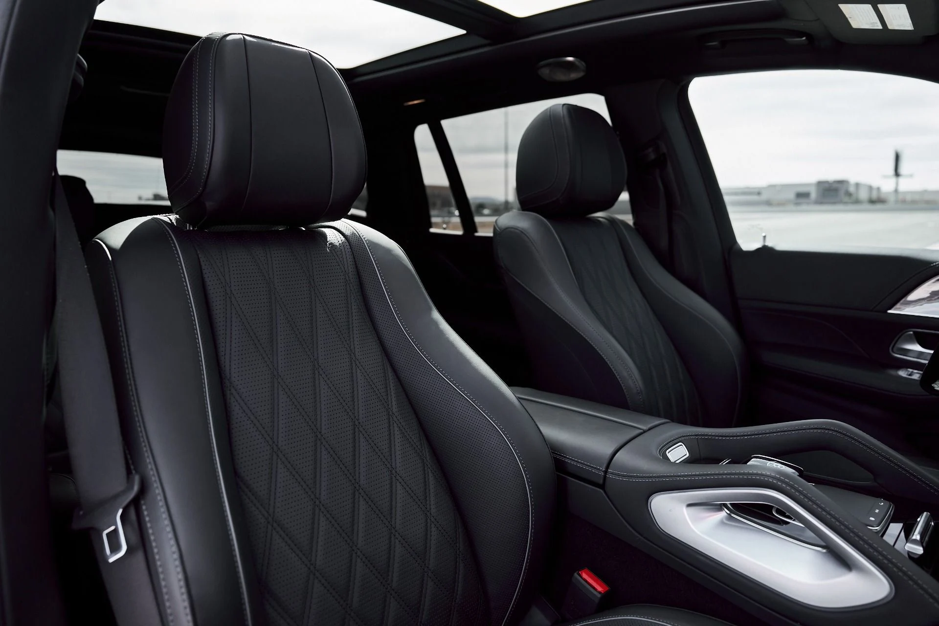 mph042_660123249_Used_2024_Mercedes_Benz_GLS_Maybach_GLS_600_1773530618_6757c96781