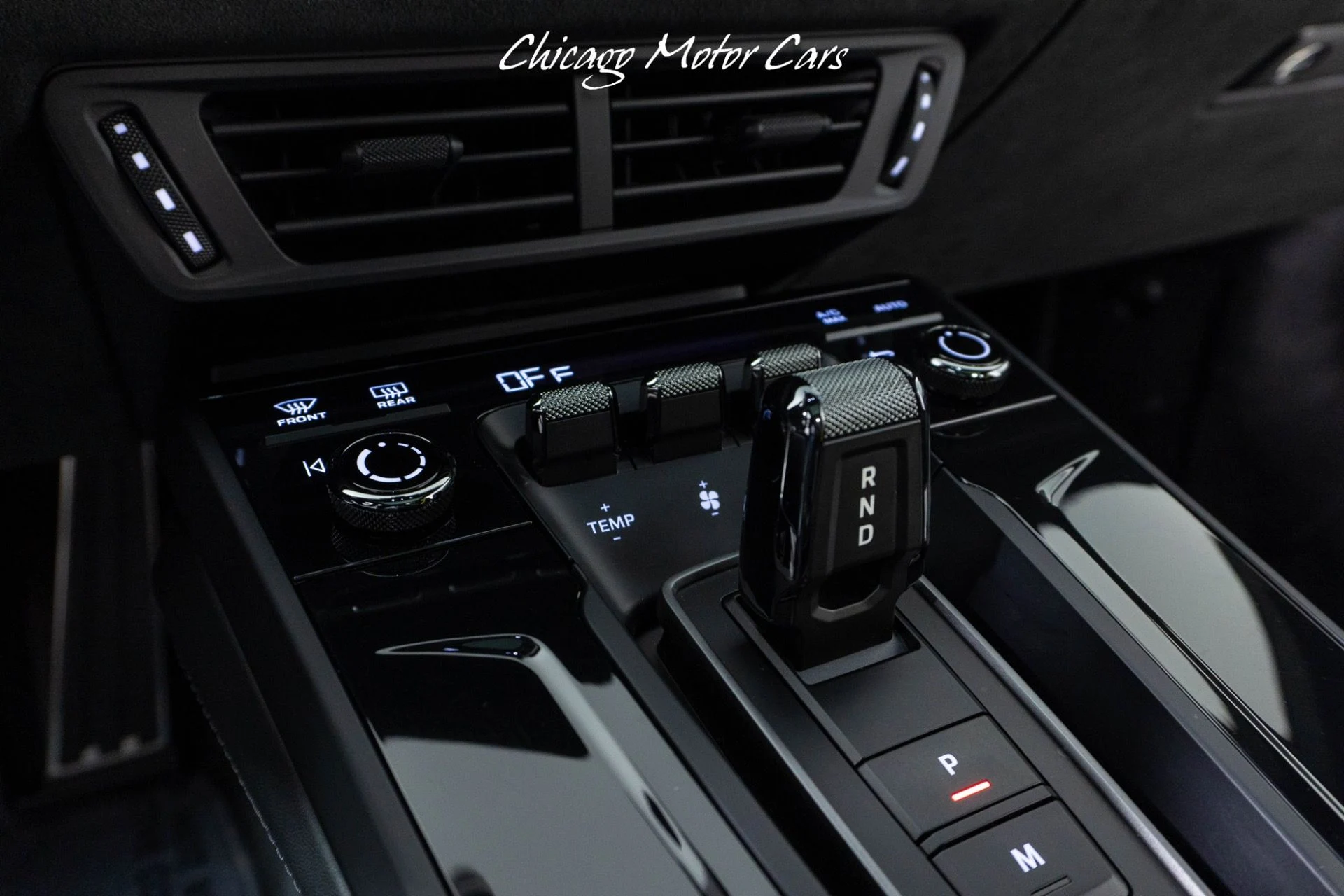 mph042_670878711_13067_p43_l_ccab6a97de