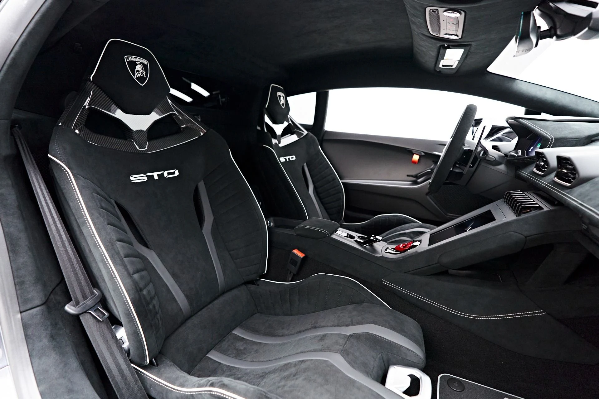 mph042_677859862_Used_2023_Lamborghini_Huracan_STO_Base_1696892071_97bbe57f45