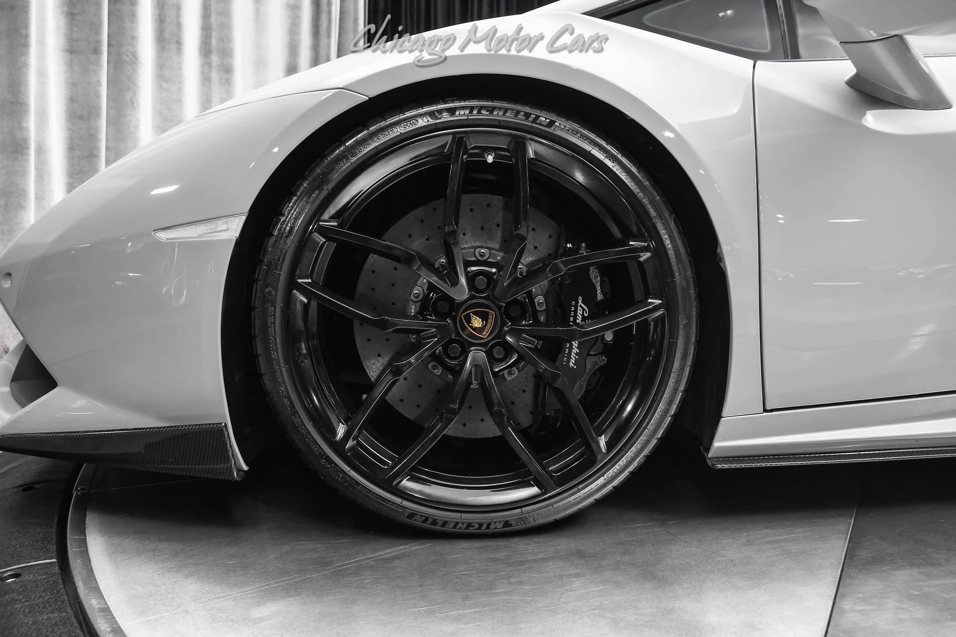 mph042_700944821_12501_p43_l_f15eaee041