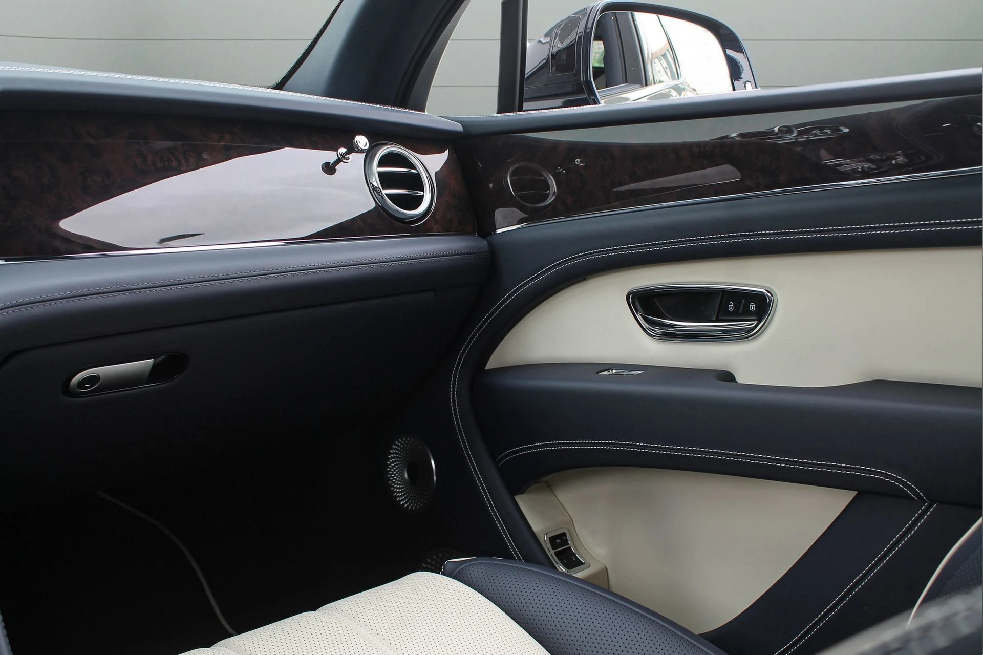 mph042_712158468_298788efd2ab42a493797c99b3428908_2d86ea0d3d